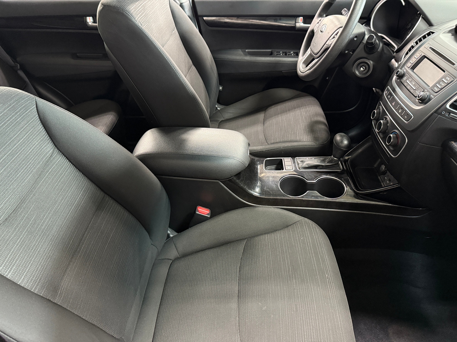 Thumbnail: 2015 Kia Sorento - 2