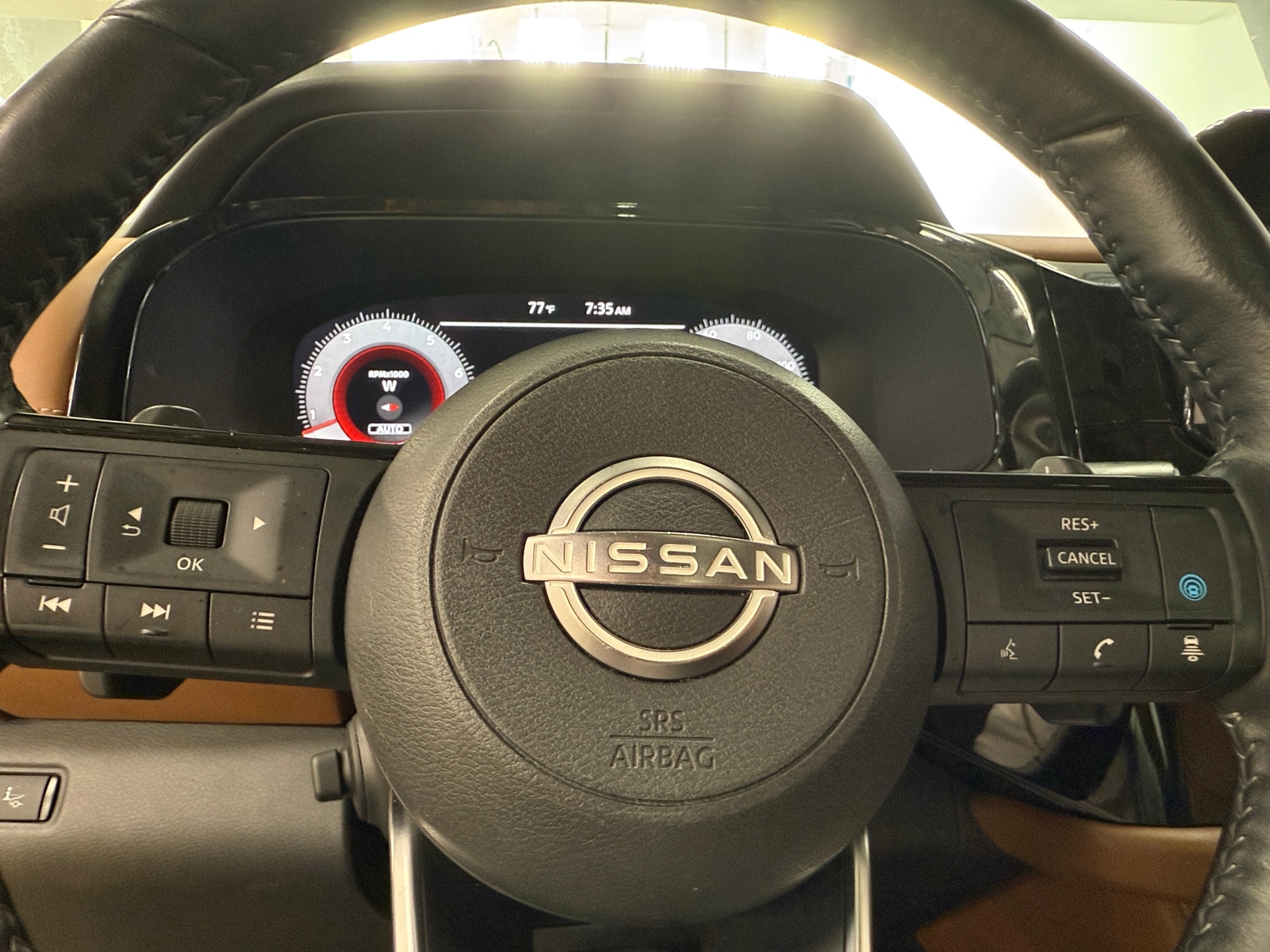 Thumbnail: 2023 Nissan Pathfinder - 4