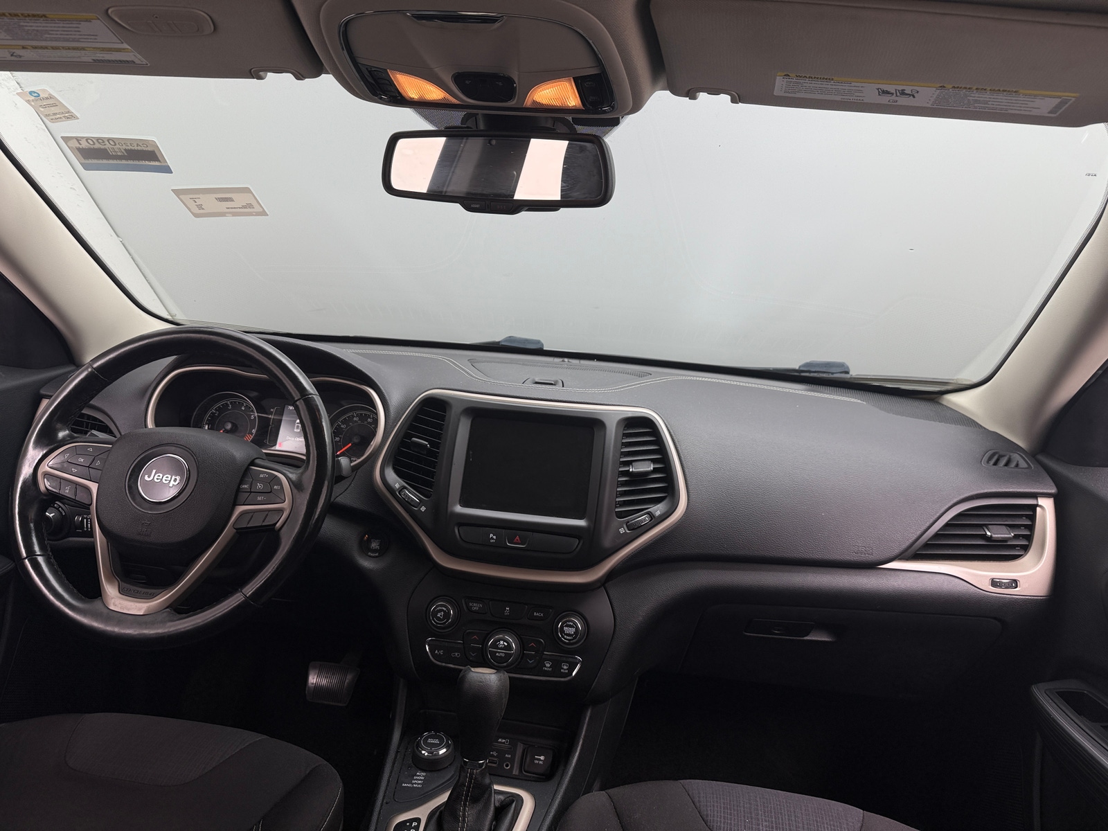 Thumbnail: 2015 Jeep Cherokee - 3