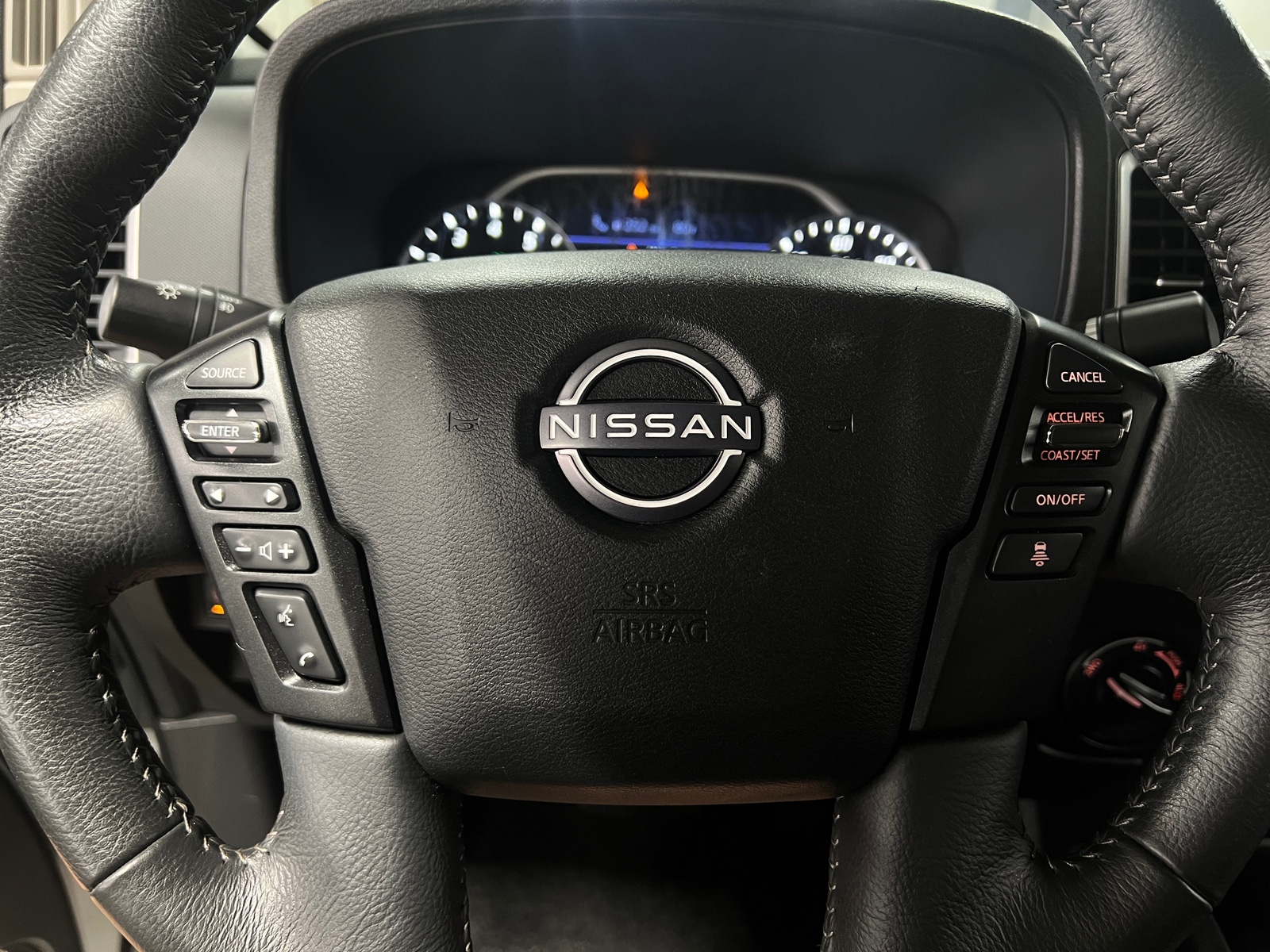 Thumbnail: 2024 Nissan Frontier - 5