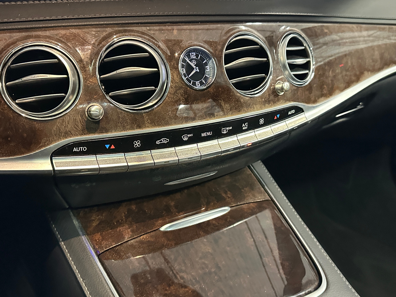 Thumbnail: 2018 Mercedes-Benz S-Class - 3