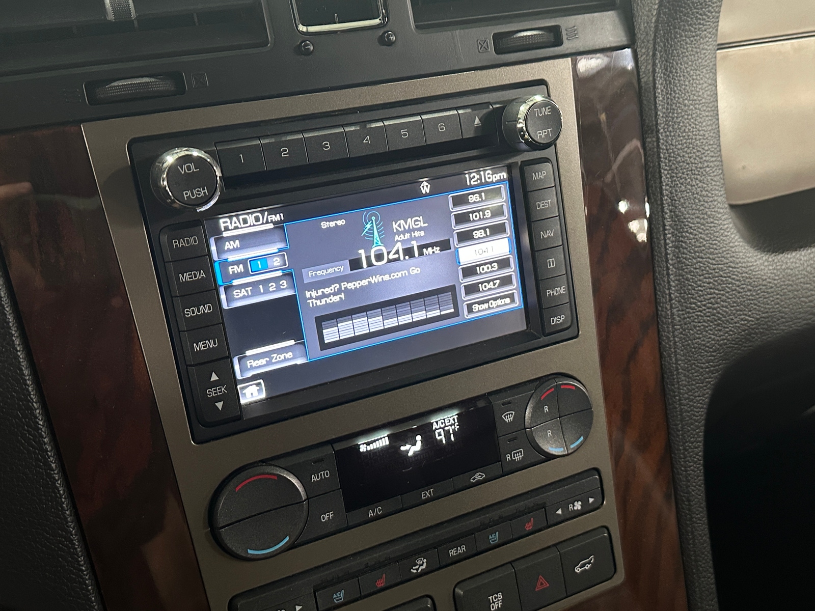 Thumbnail: 2014 Lincoln Navigator - 3