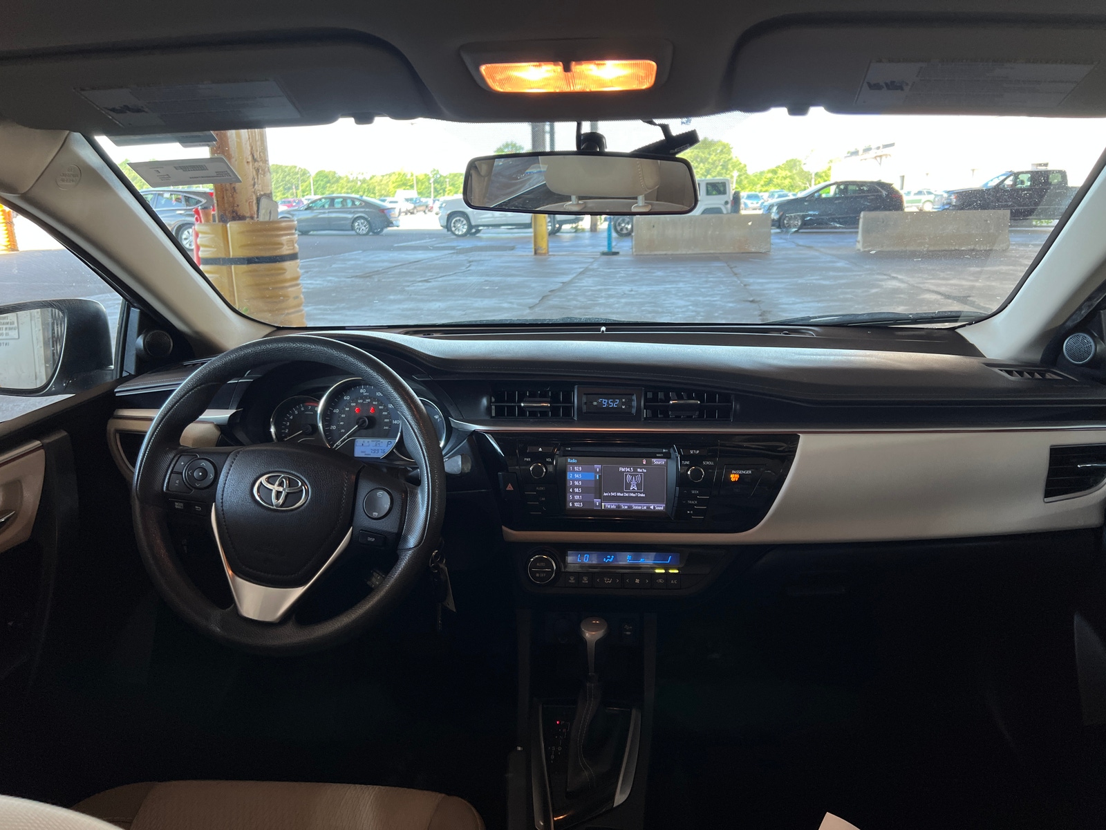 Thumbnail: 2016 Toyota Corolla - 3