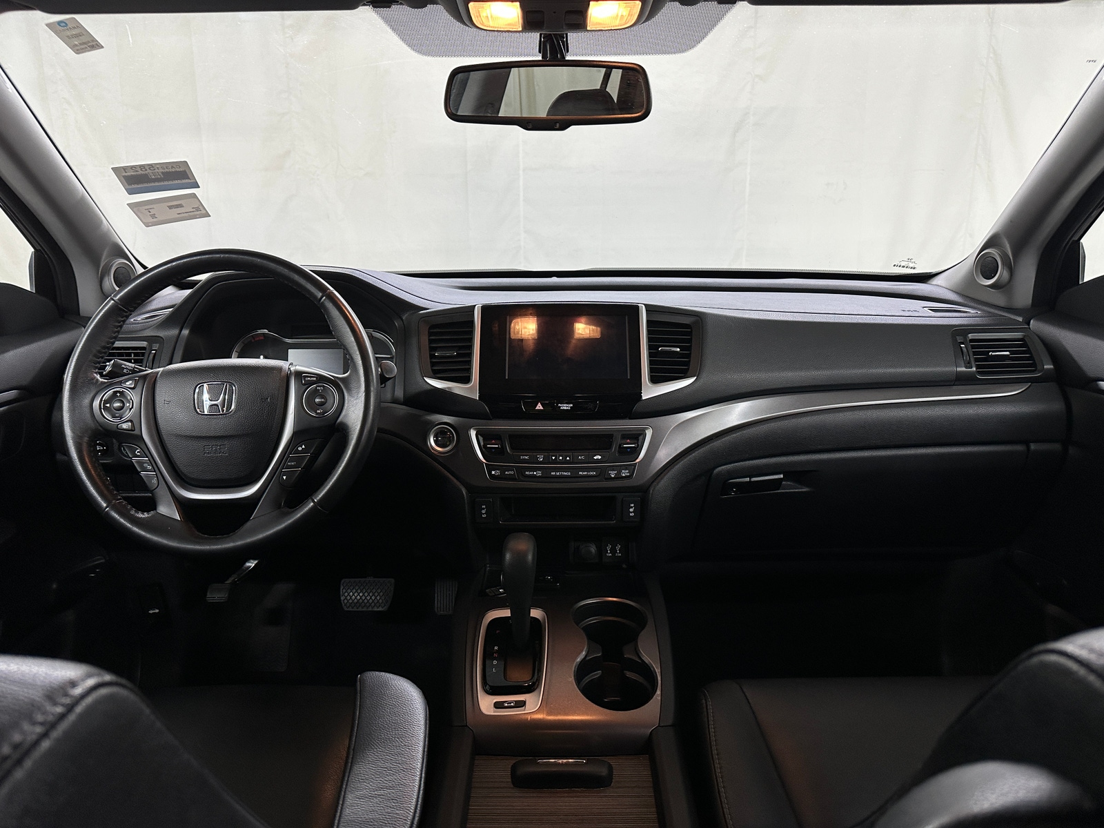 Thumbnail: 2016 Honda Pilot - 2