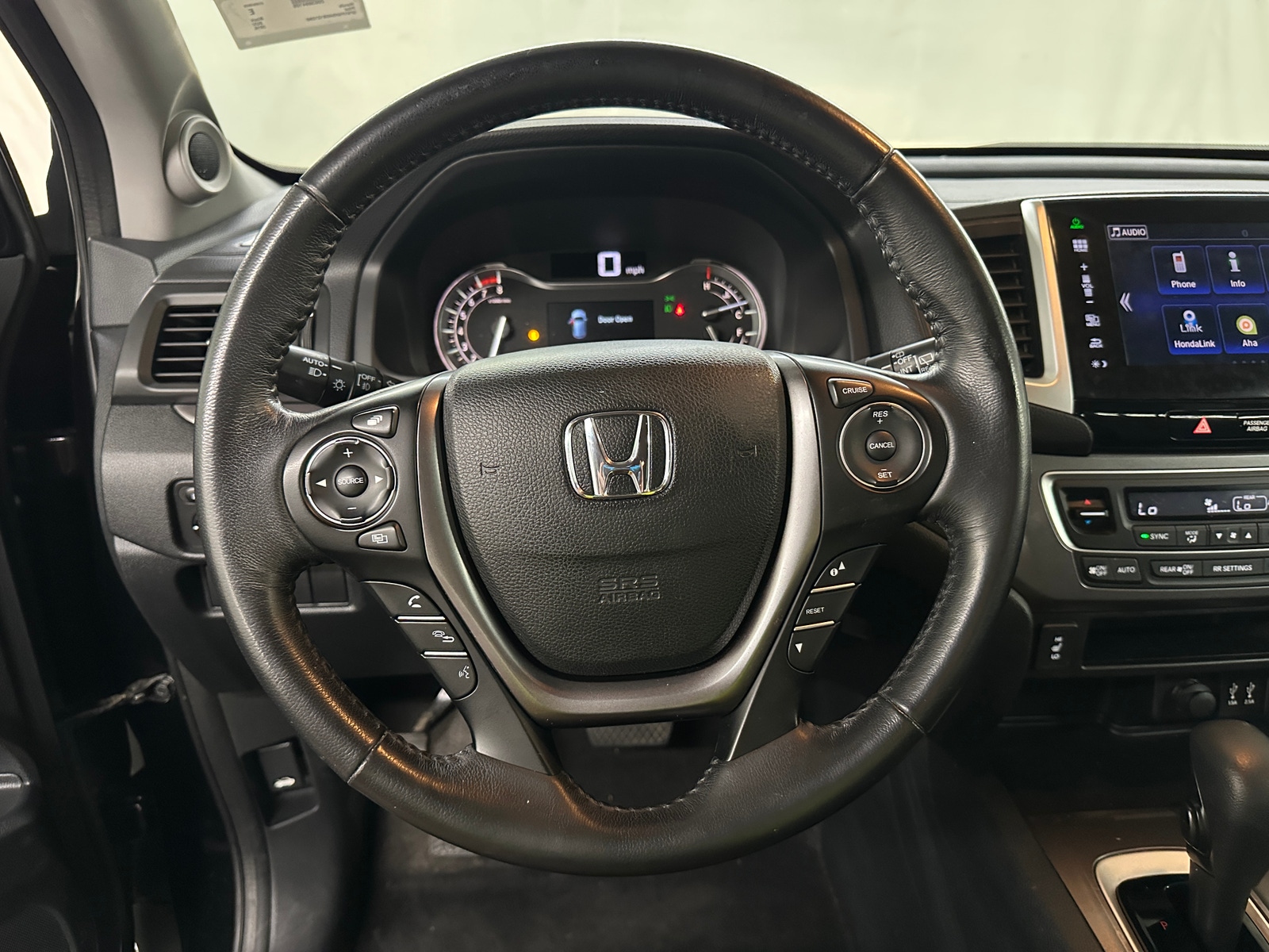 Thumbnail: 2016 Honda Pilot - 4