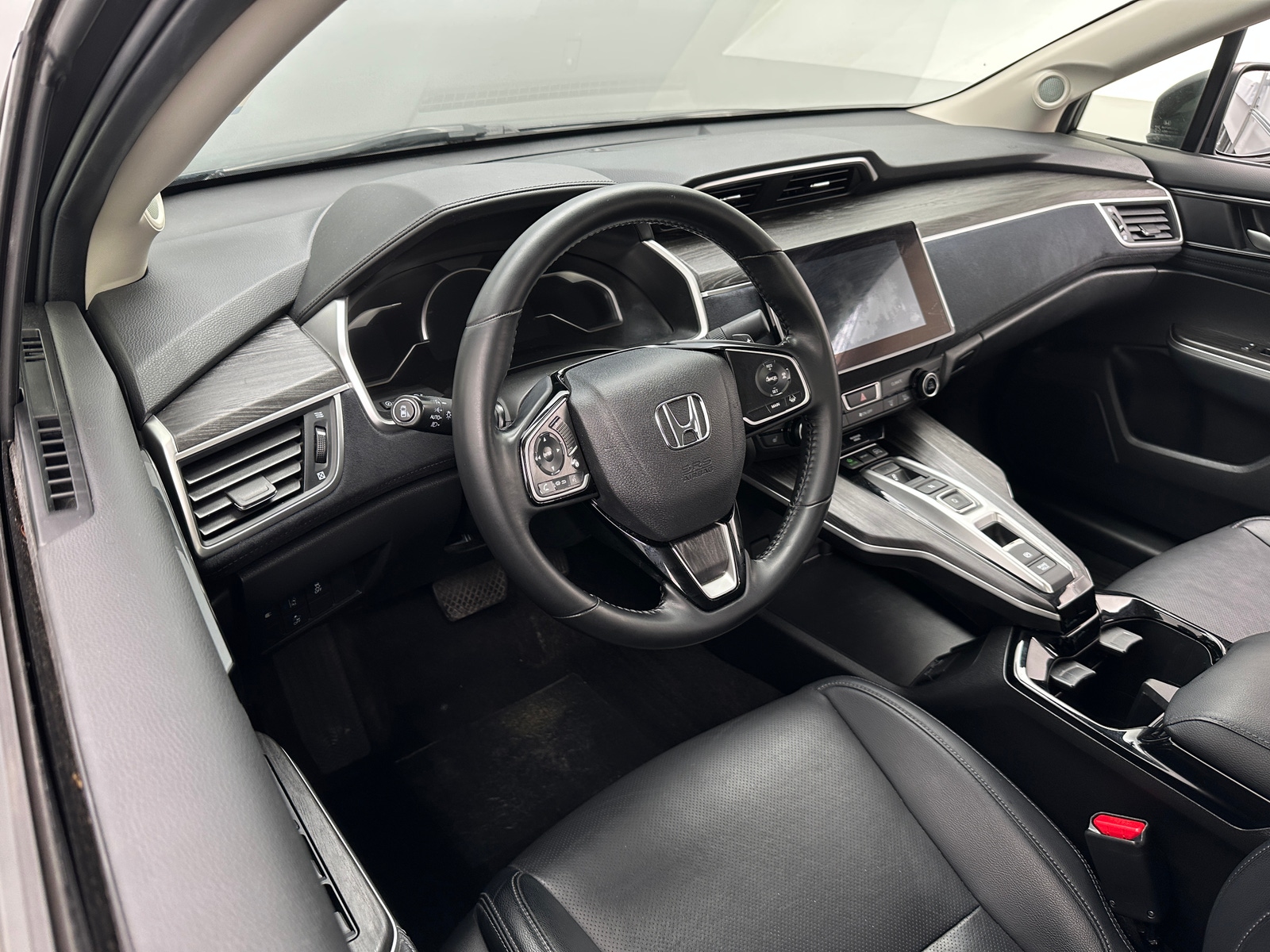 Thumbnail: 2018 Honda Clarity - 2