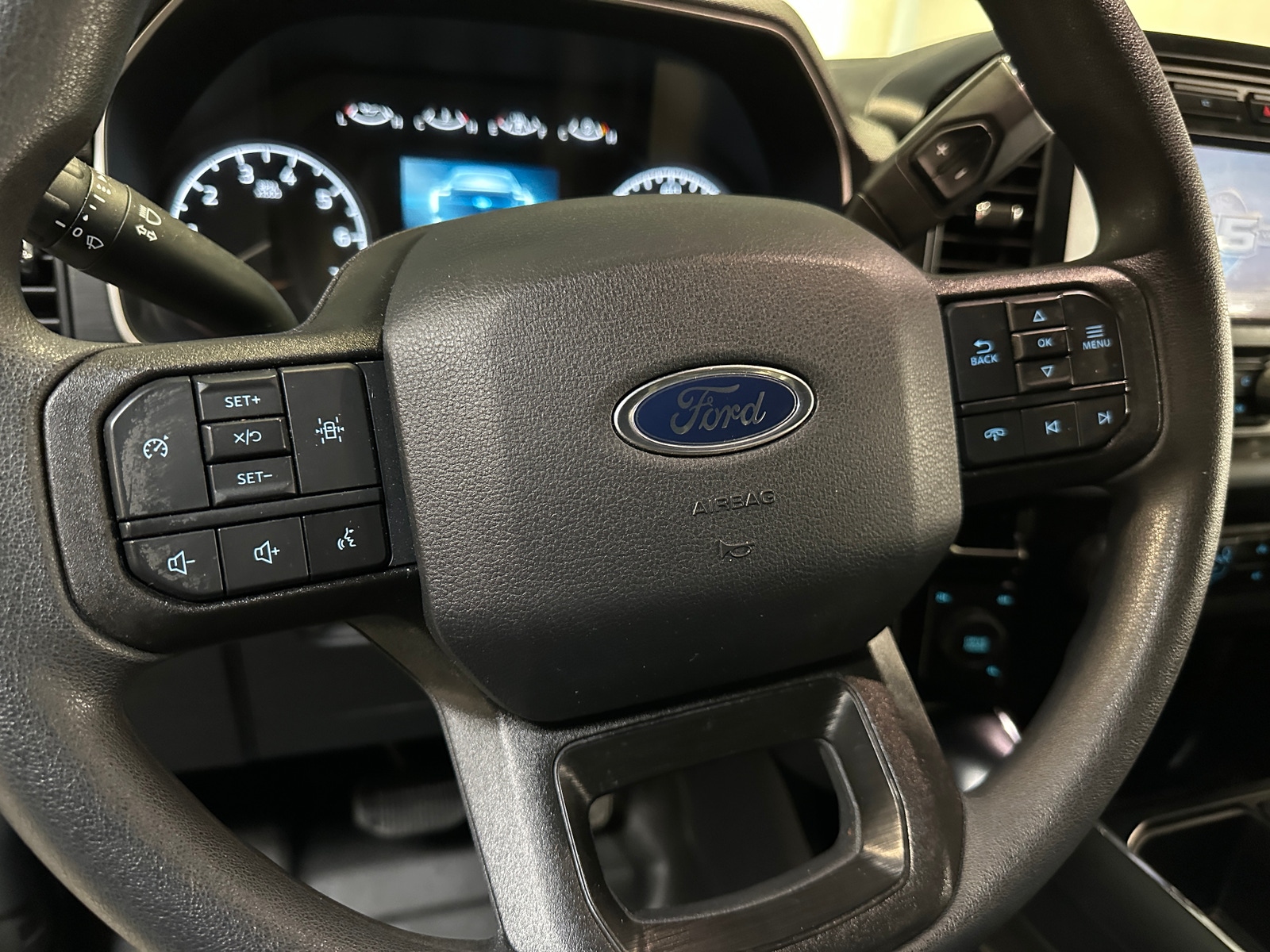 Thumbnail: 2023 Ford Econoline - 5