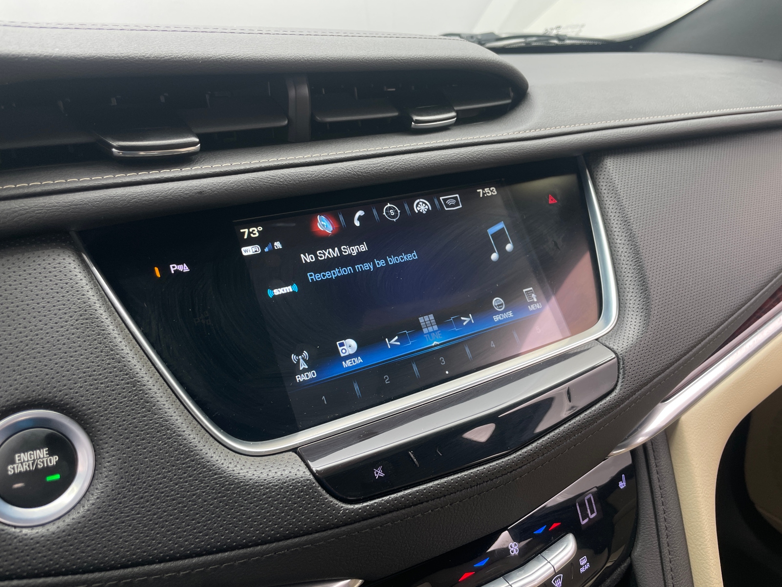 Thumbnail: 2019 Cadillac XT5 - 3