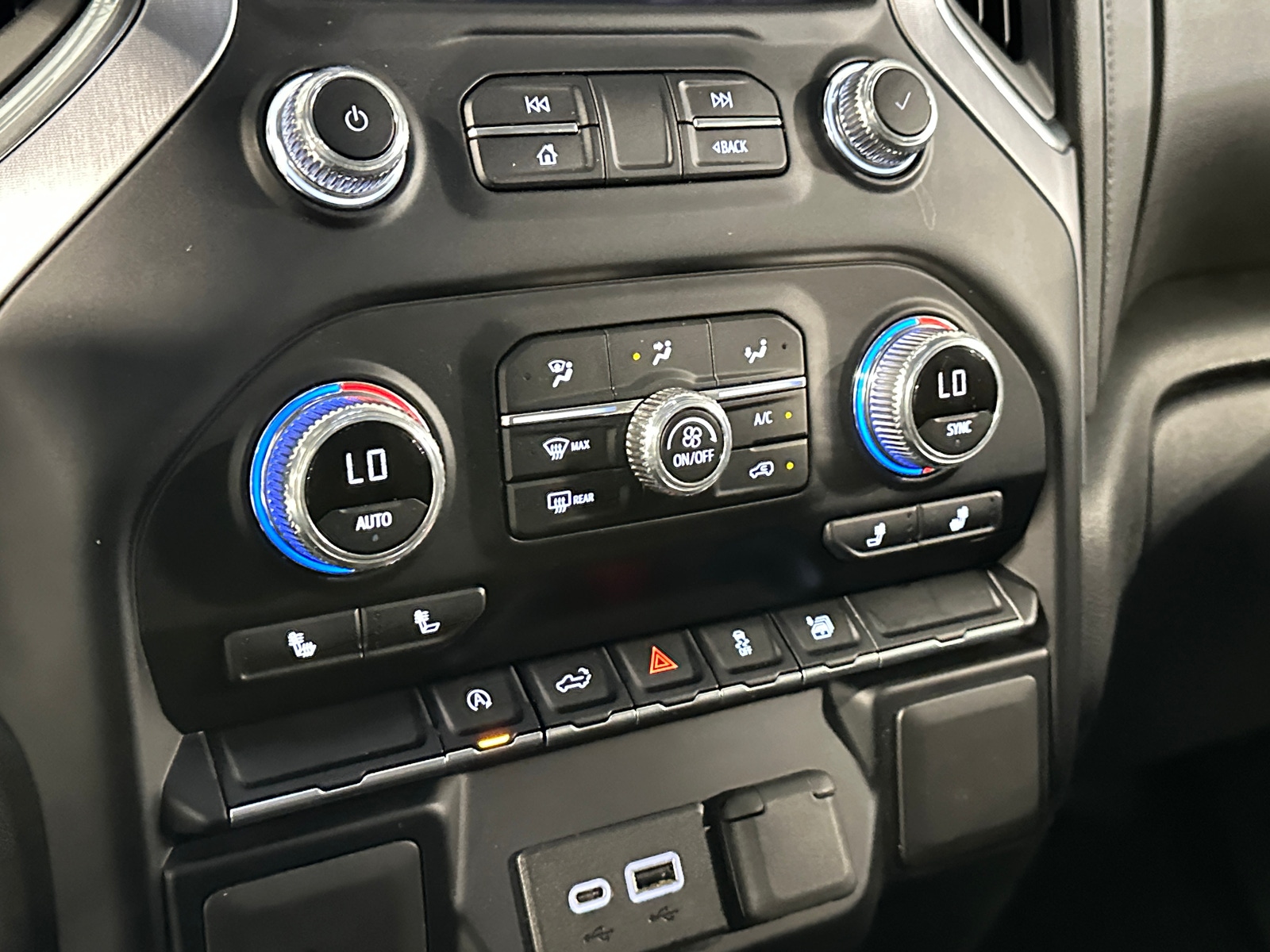 Thumbnail: 2020 GMC Sierra 1500 - 4