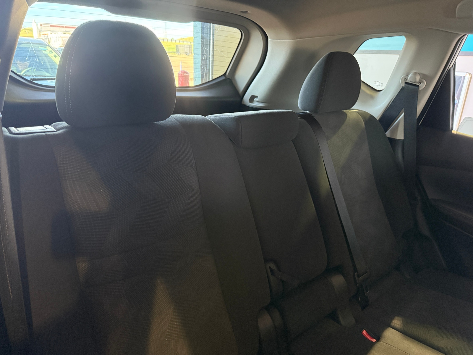 Thumbnail: 2016 Nissan Rogue - 6
