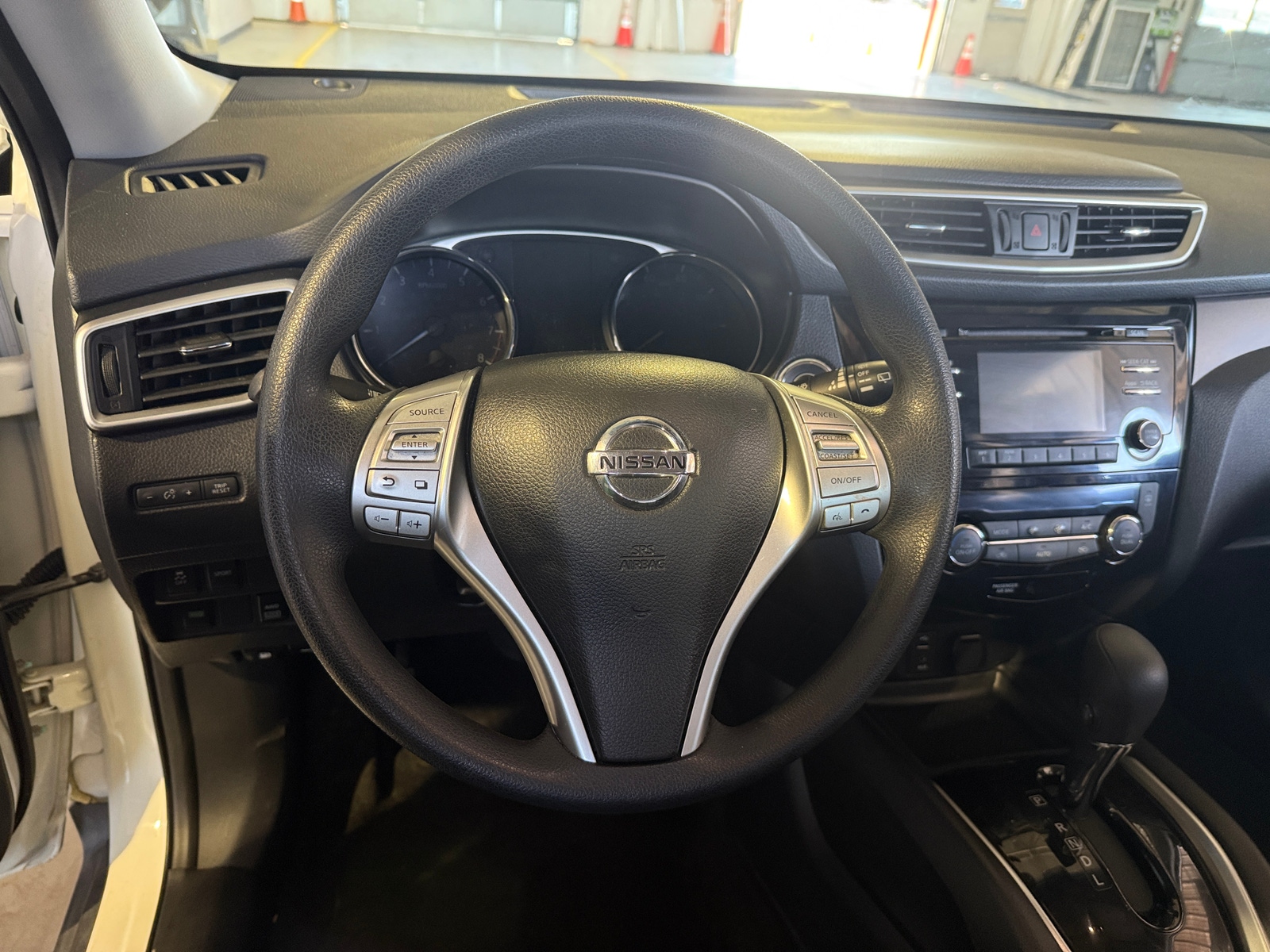 Thumbnail: 2016 Nissan Rogue - 5