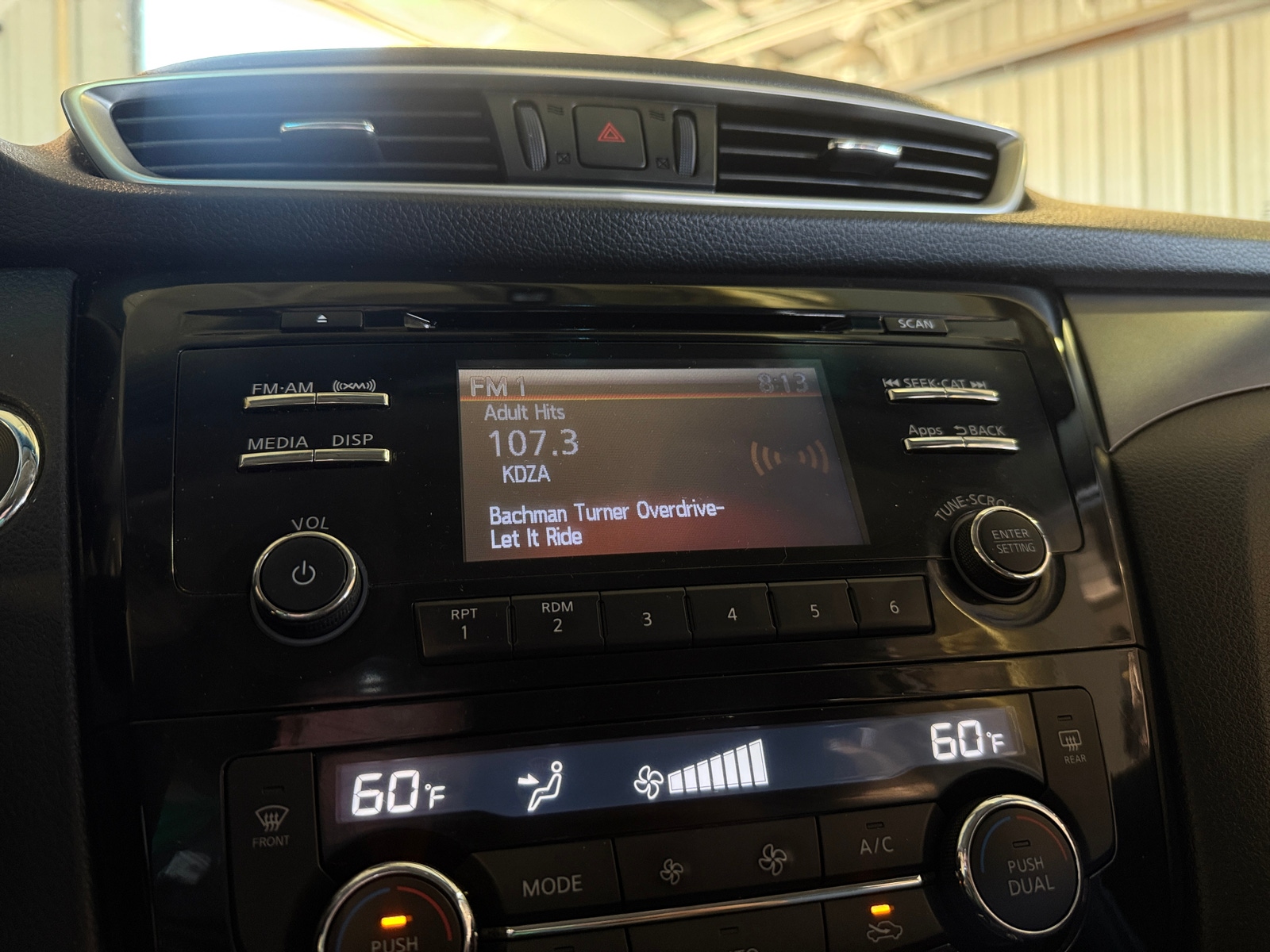 Thumbnail: 2016 Nissan Rogue - 4