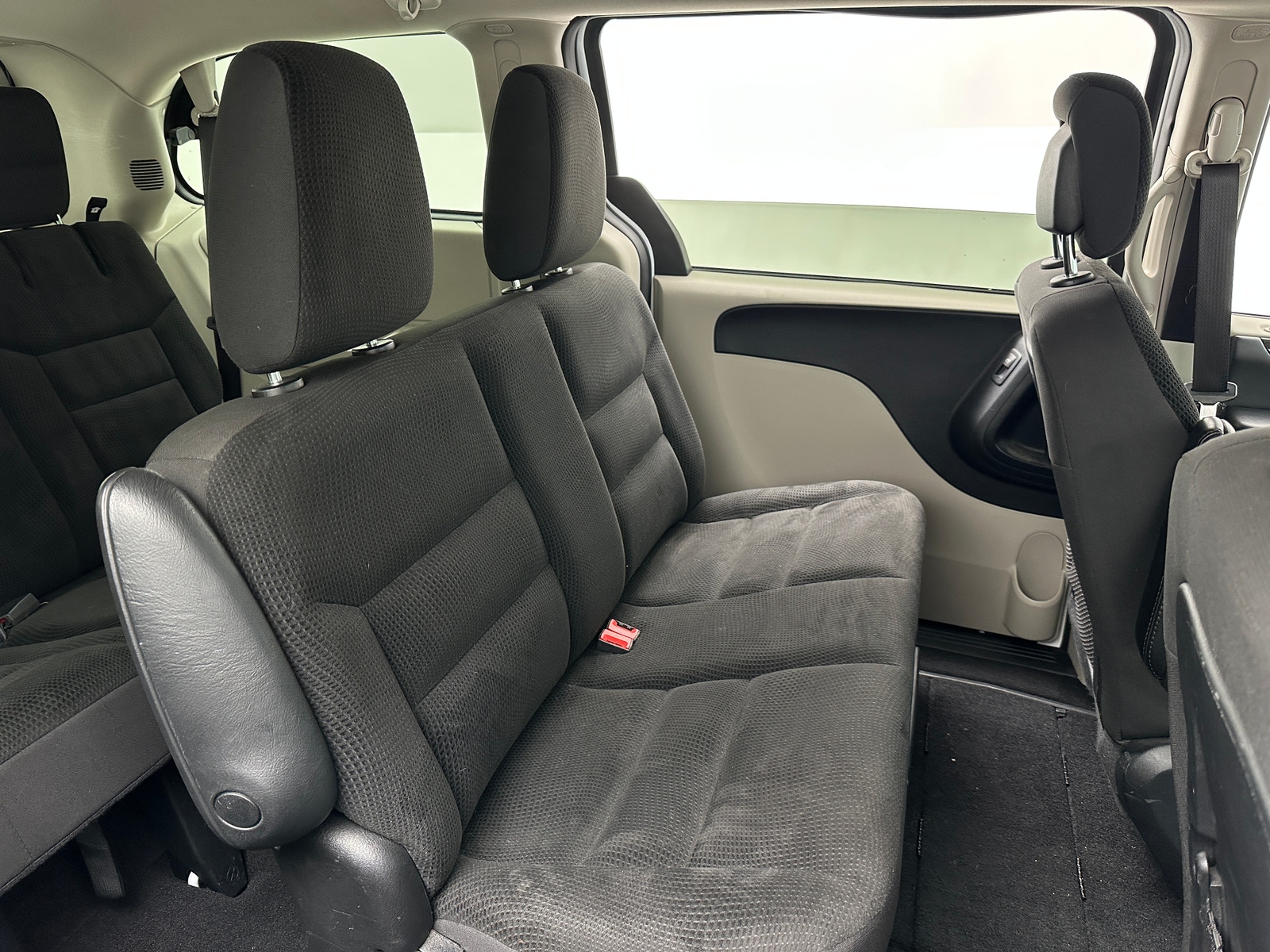 Thumbnail: 2019 Dodge Grand Caravan - 6