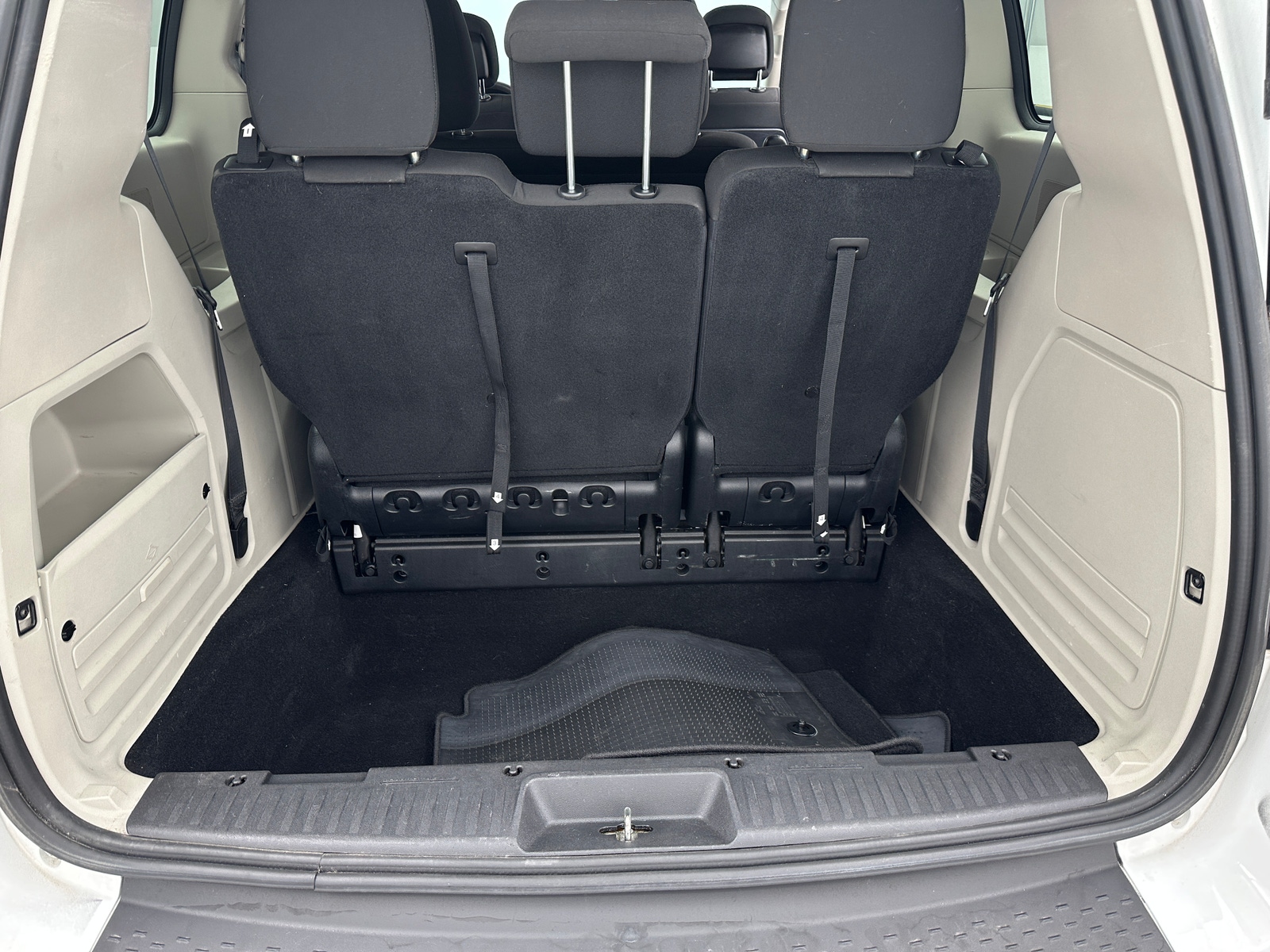Thumbnail: 2019 Dodge Grand Caravan - 7