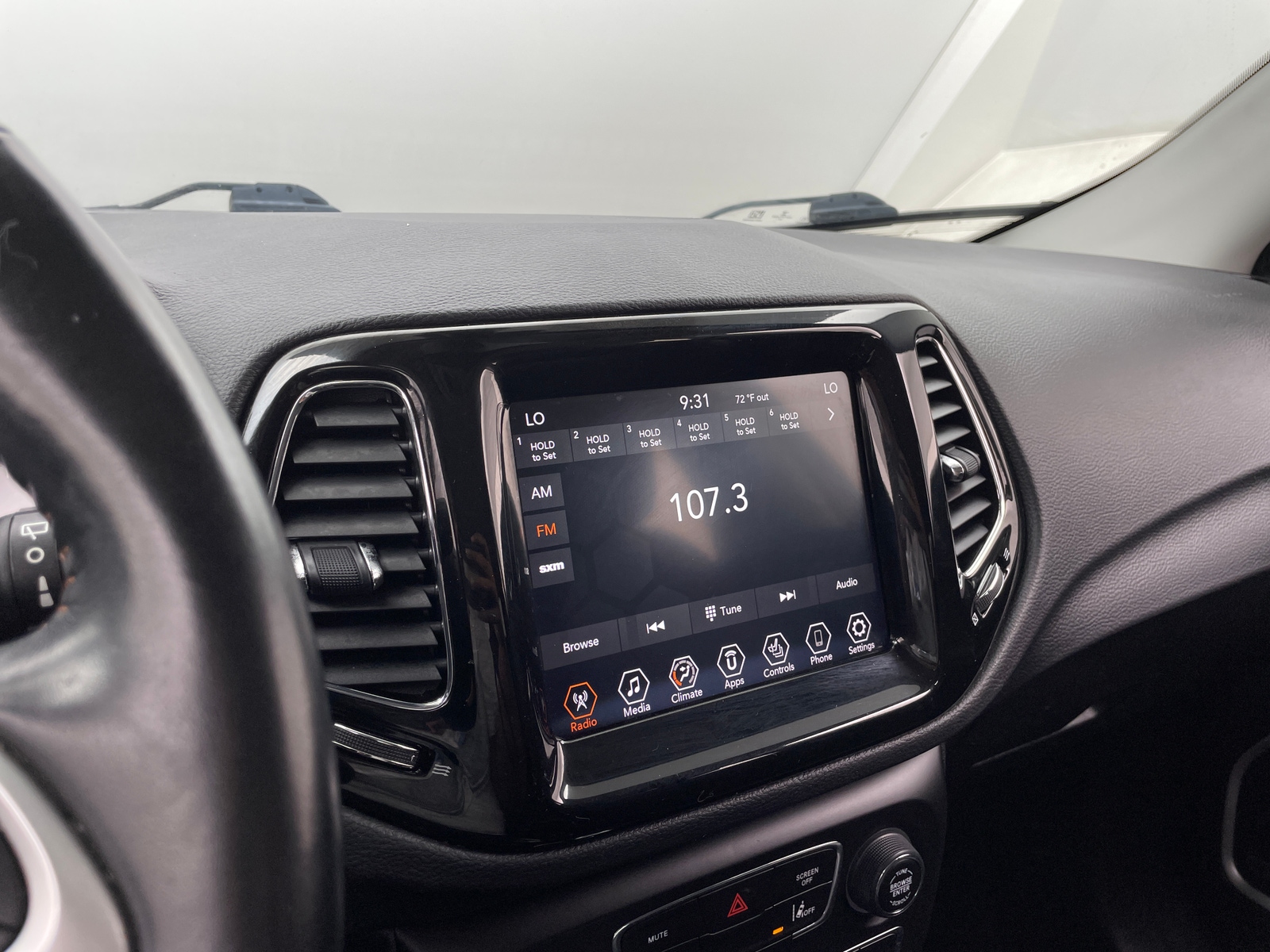 Thumbnail: 2021 Jeep Compass - 3