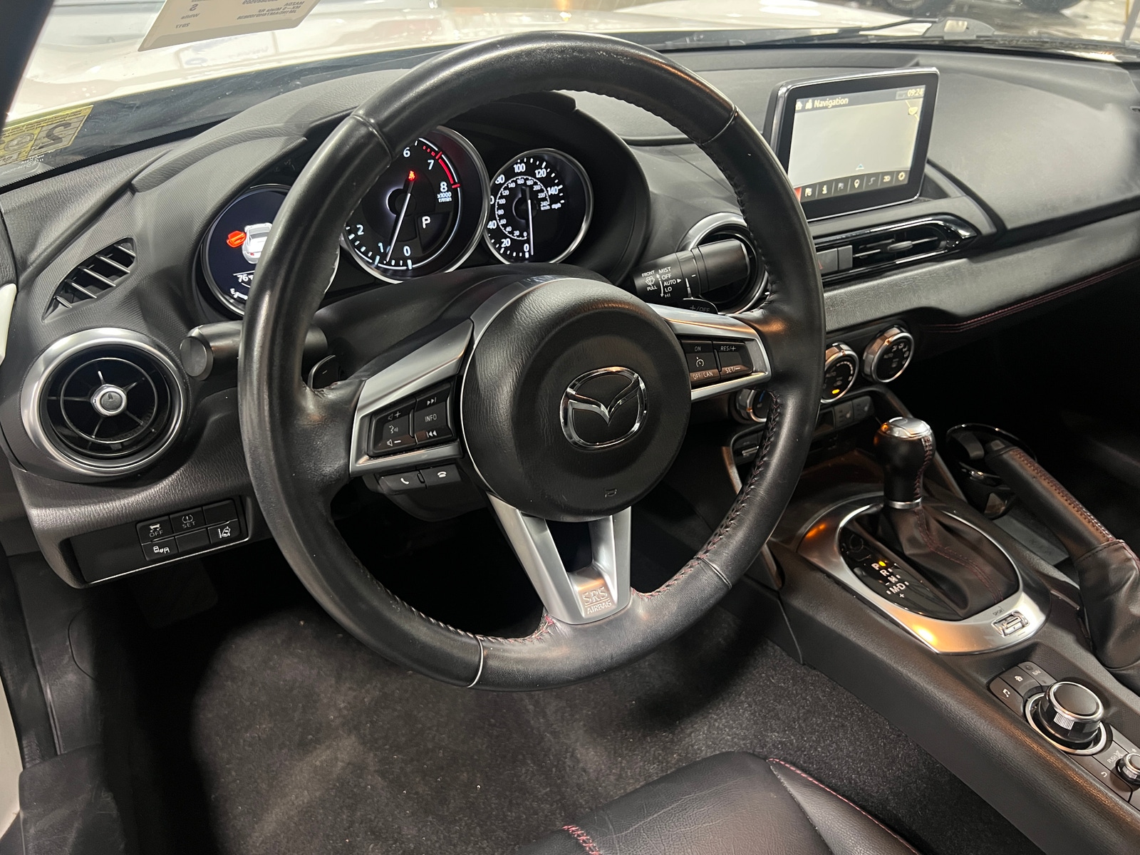 Thumbnail: 2017 Mazda MX-5 Miata - 4