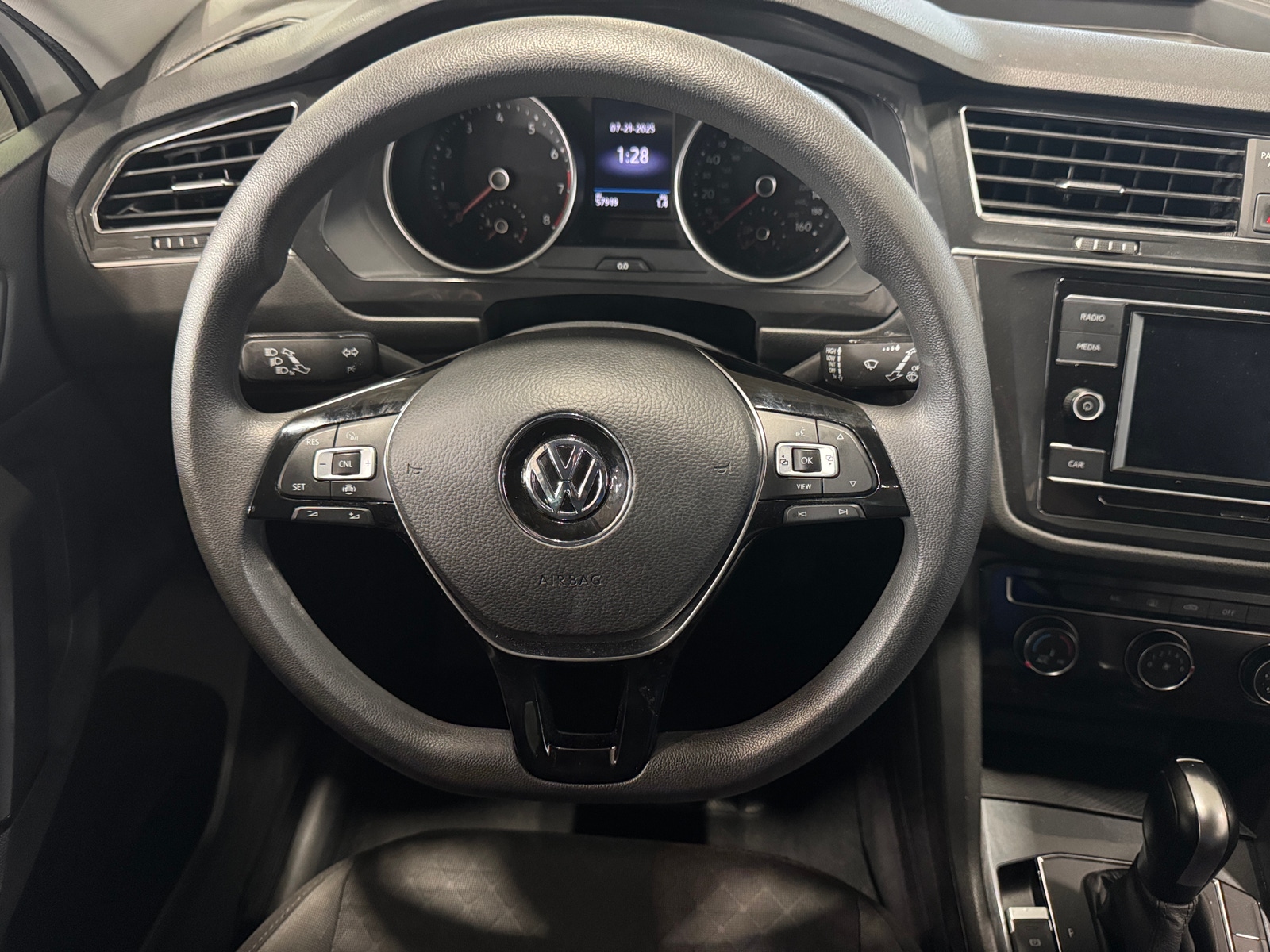 Thumbnail: 2019 Volkswagen Tiguan - 5