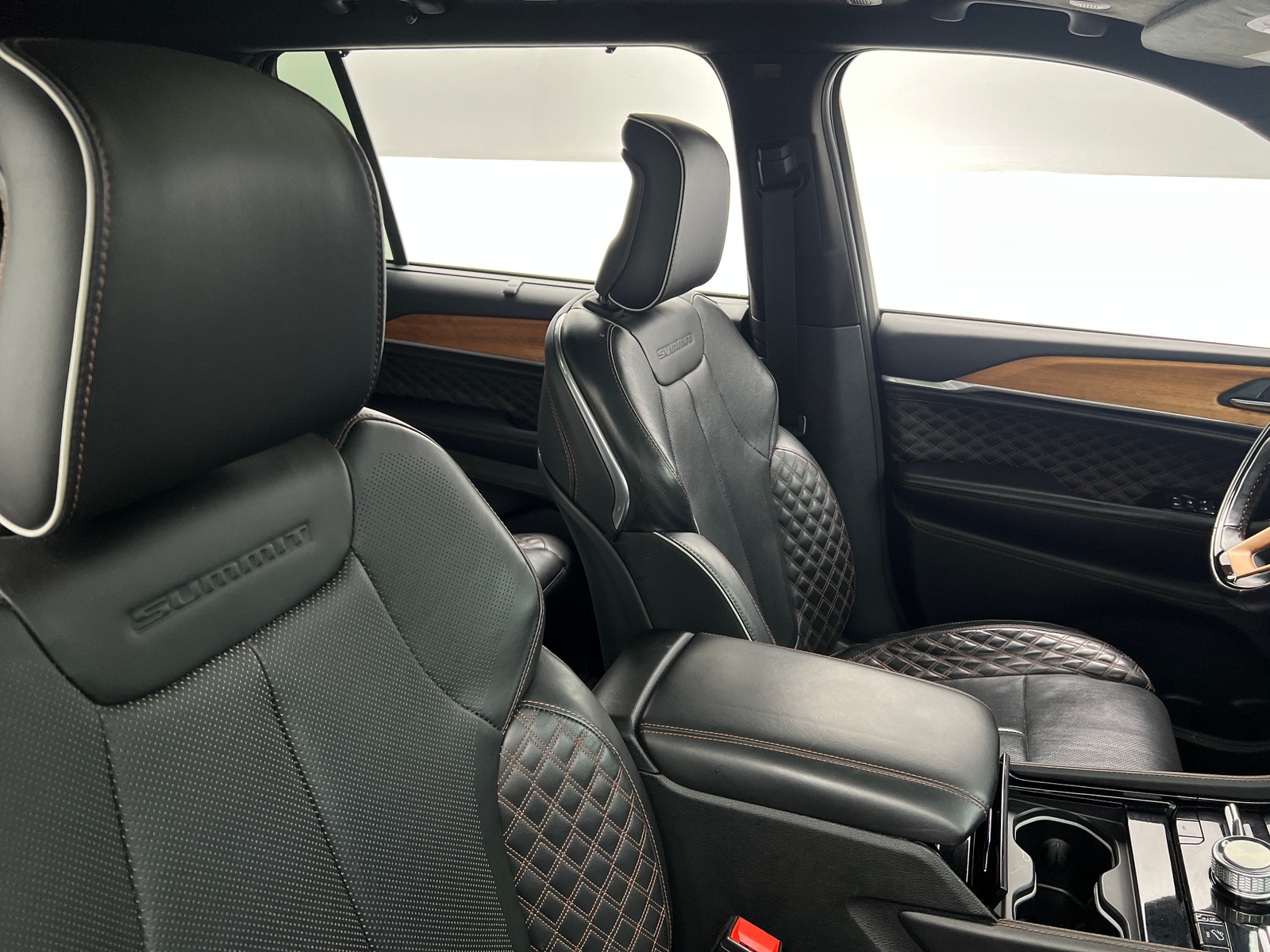 Thumbnail: 2021 Jeep Grand Cherokee L - 2