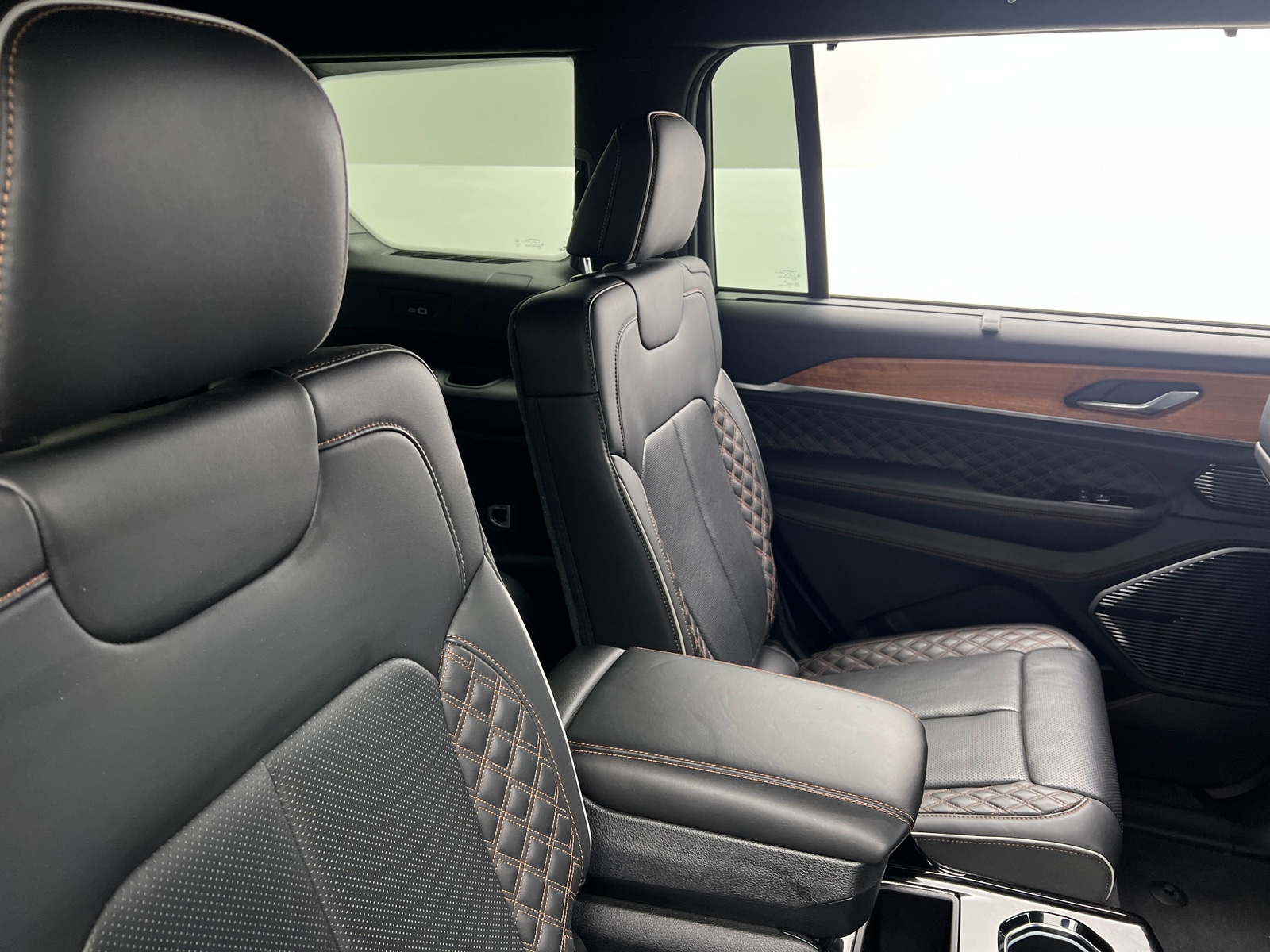 Thumbnail: 2021 Jeep Grand Cherokee L - 6