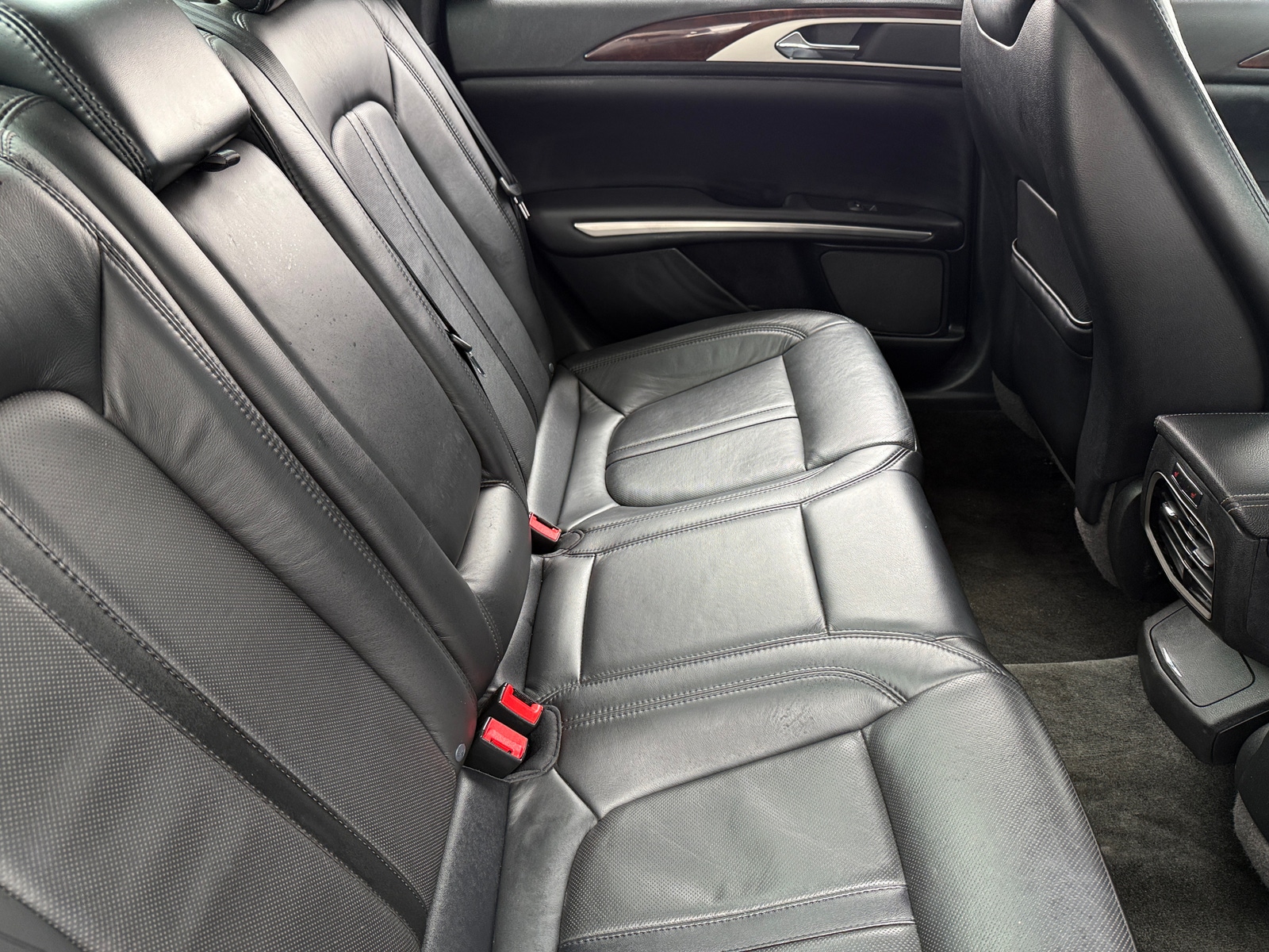 Thumbnail: 2016 Lincoln MKZ - 5