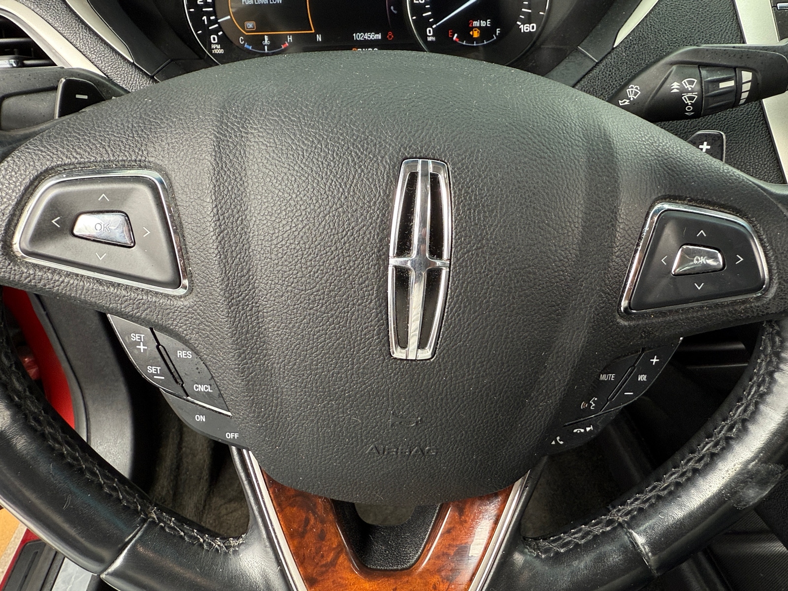 Thumbnail: 2016 Lincoln MKZ - 4