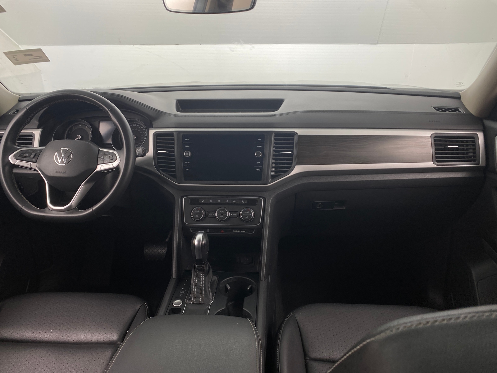 Thumbnail: 2021 Volkswagen Atlas - 2