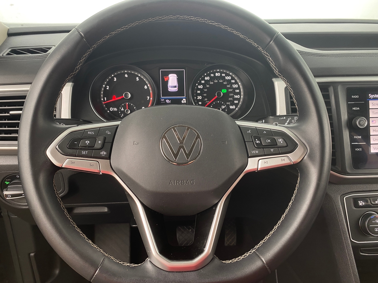 Thumbnail: 2021 Volkswagen Atlas - 4