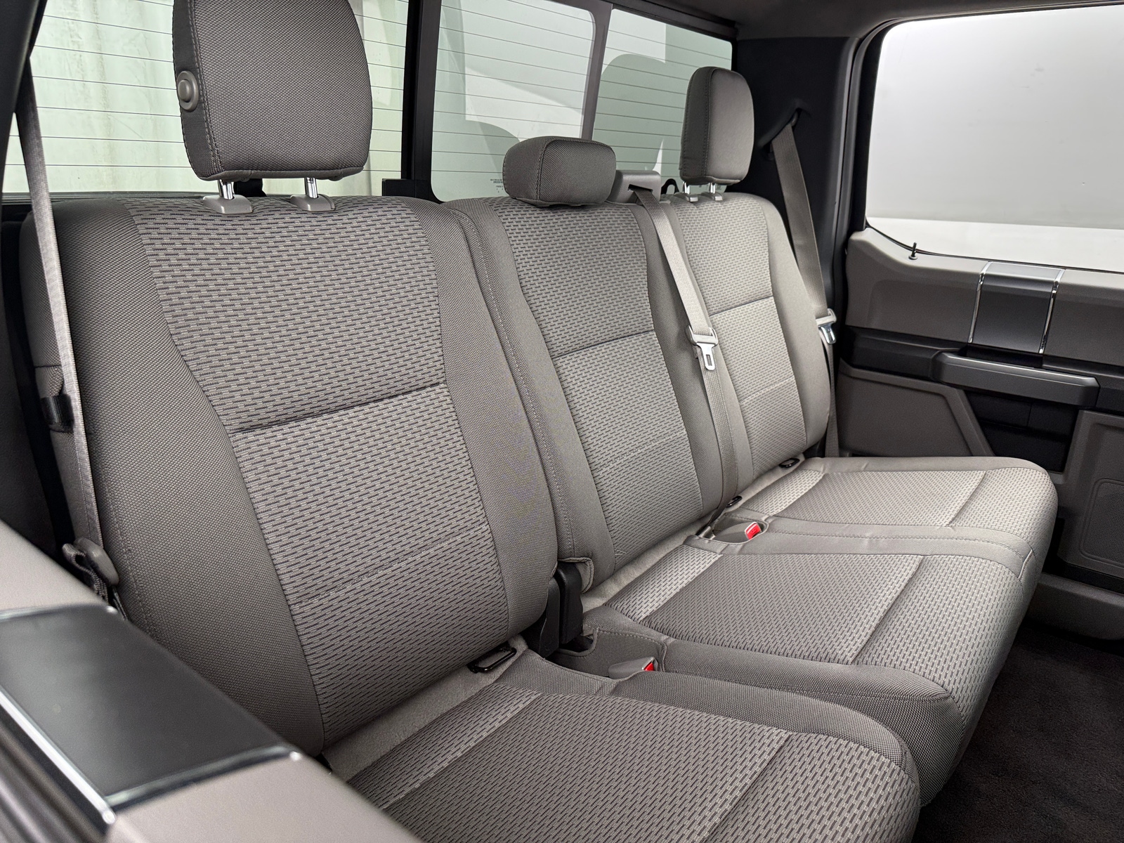 Thumbnail: 2016 Ford Econoline - 6