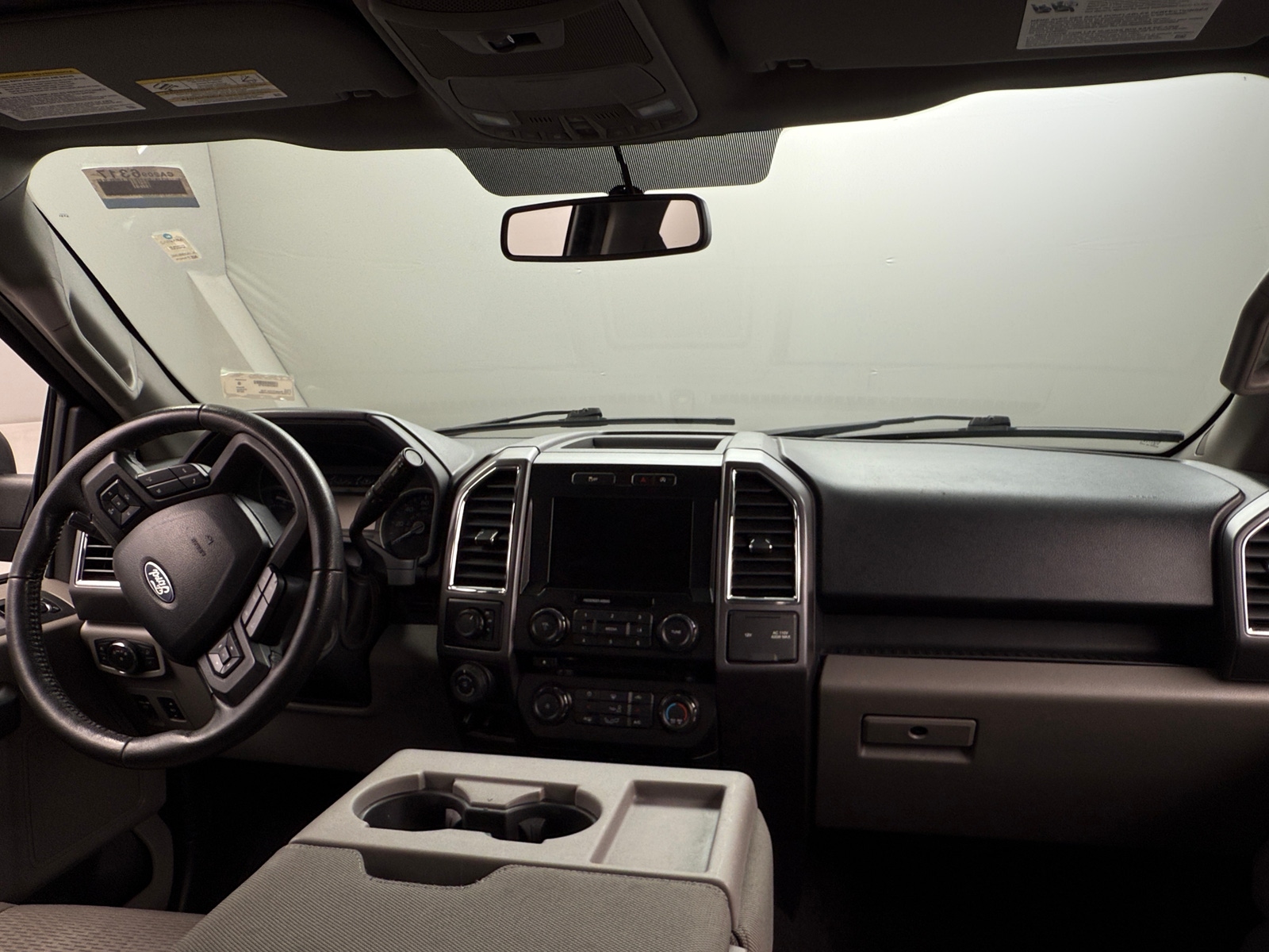 Thumbnail: 2016 Ford Econoline - 3