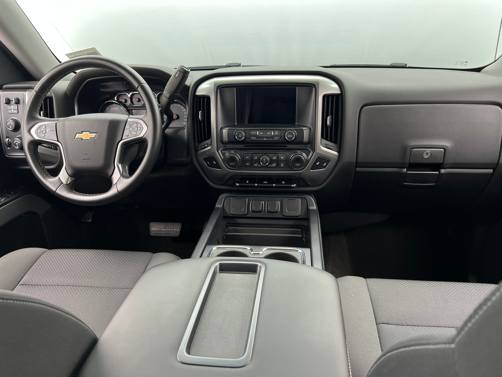 Thumbnail: 2015 Chevrolet Silverado 1500 - 3