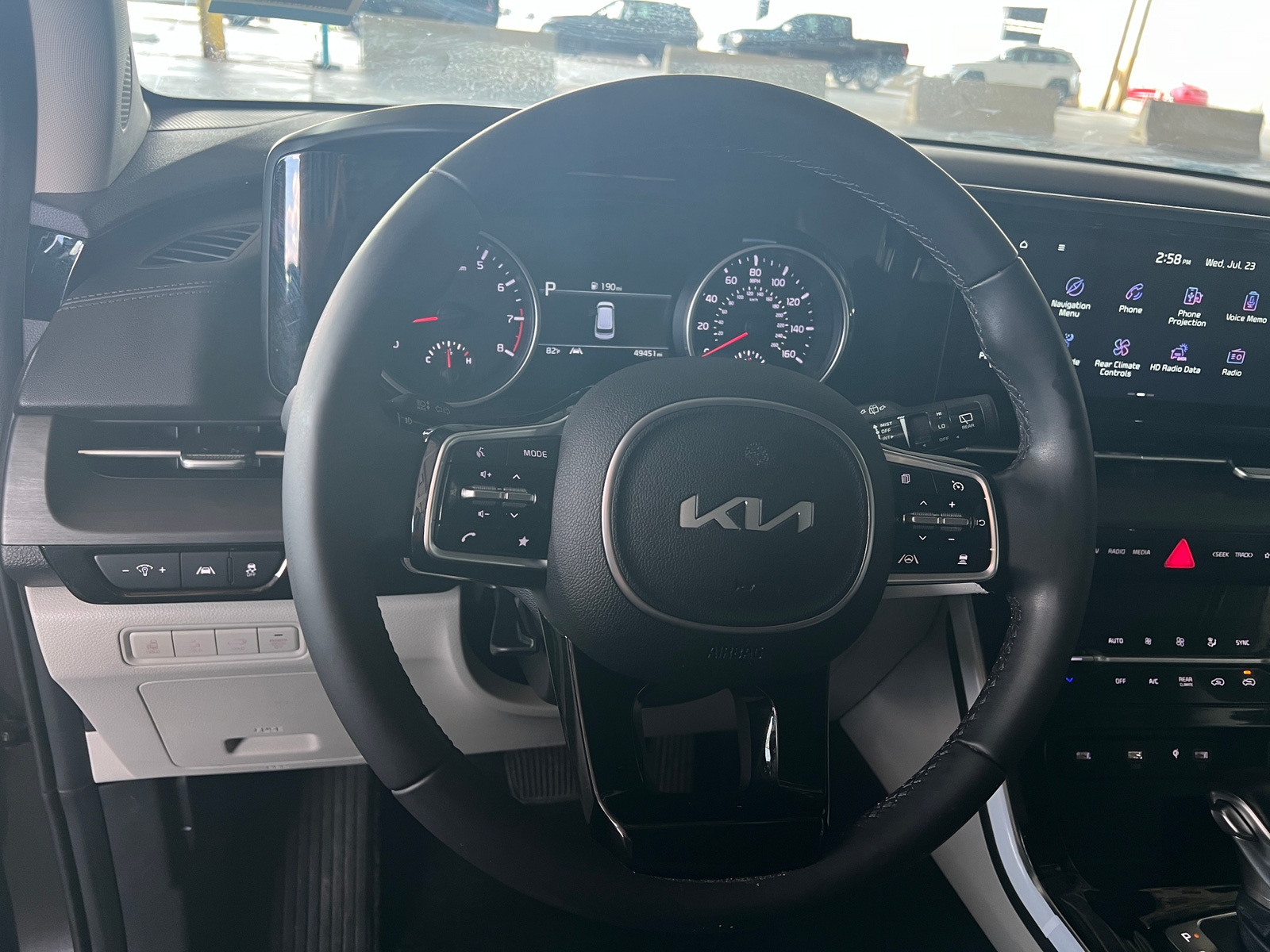 Thumbnail: 2022 Kia Carnival - 4