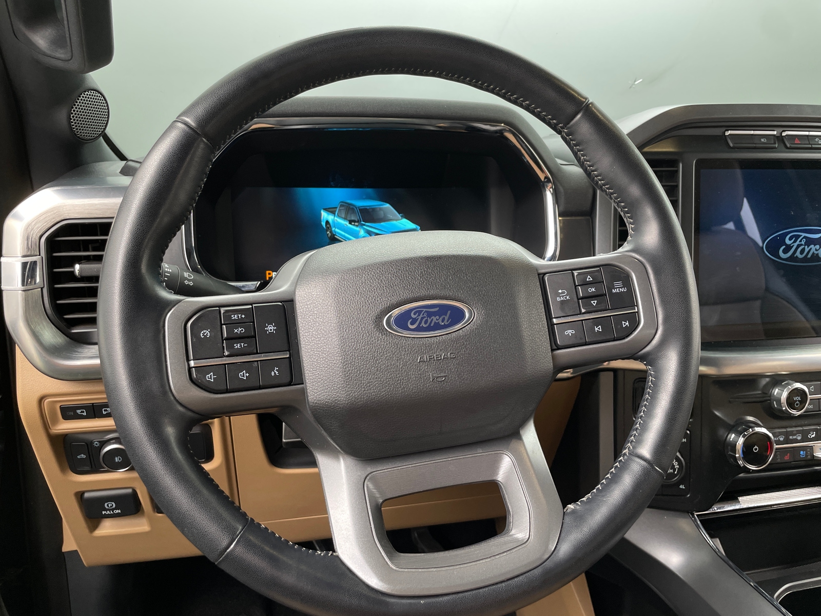 Thumbnail: 2022 Ford Econoline - 4