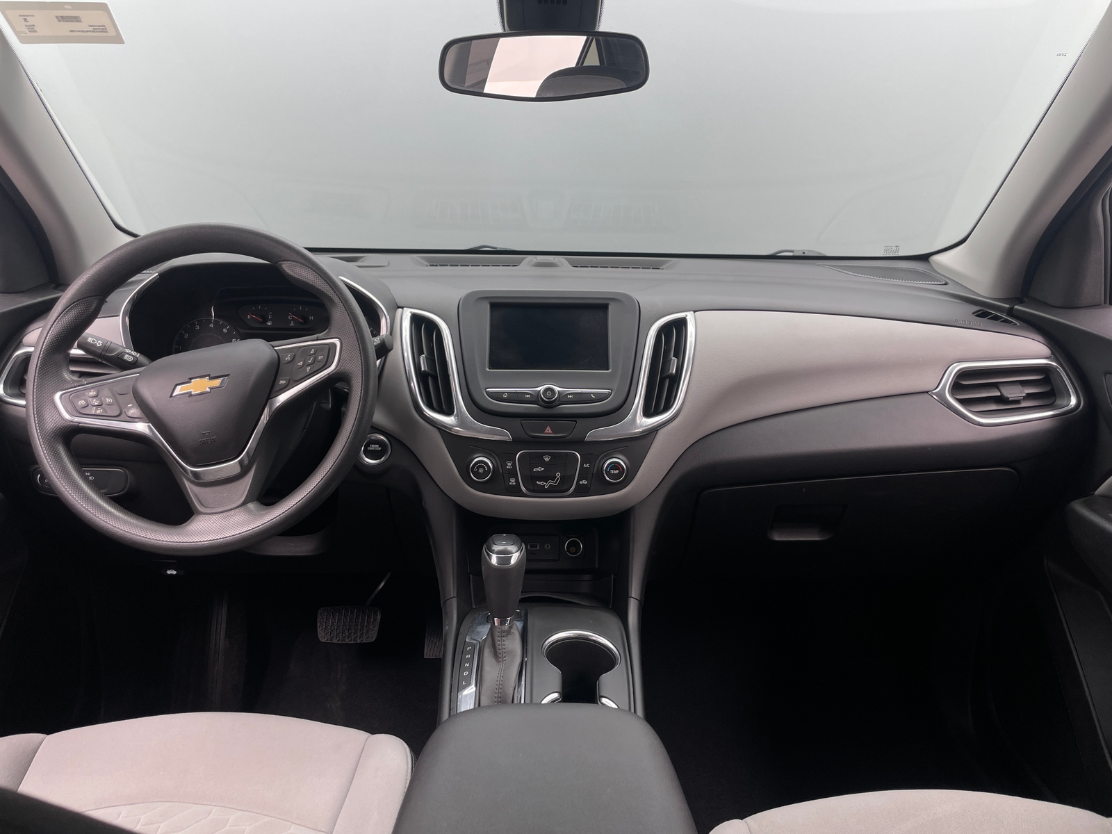 Thumbnail: 2020 Chevrolet Equinox - 3