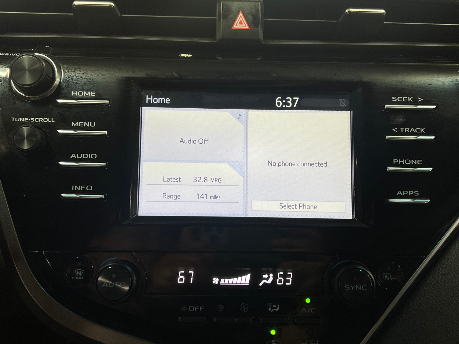 Thumbnail: 2018 Toyota Camry - 3