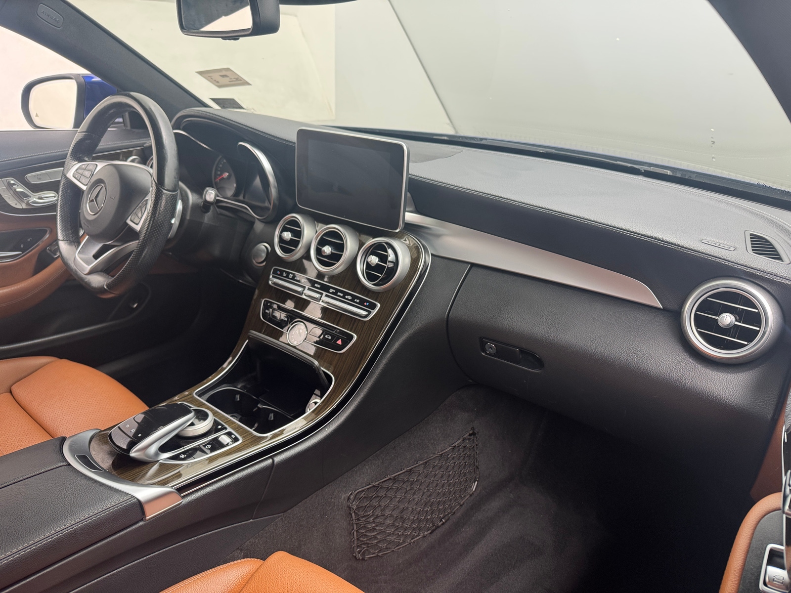 Thumbnail: 2017 Mercedes-Benz C-Class - 2
