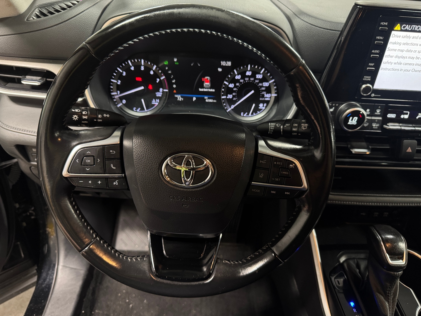 Thumbnail: 2021 Toyota Highlander - 4