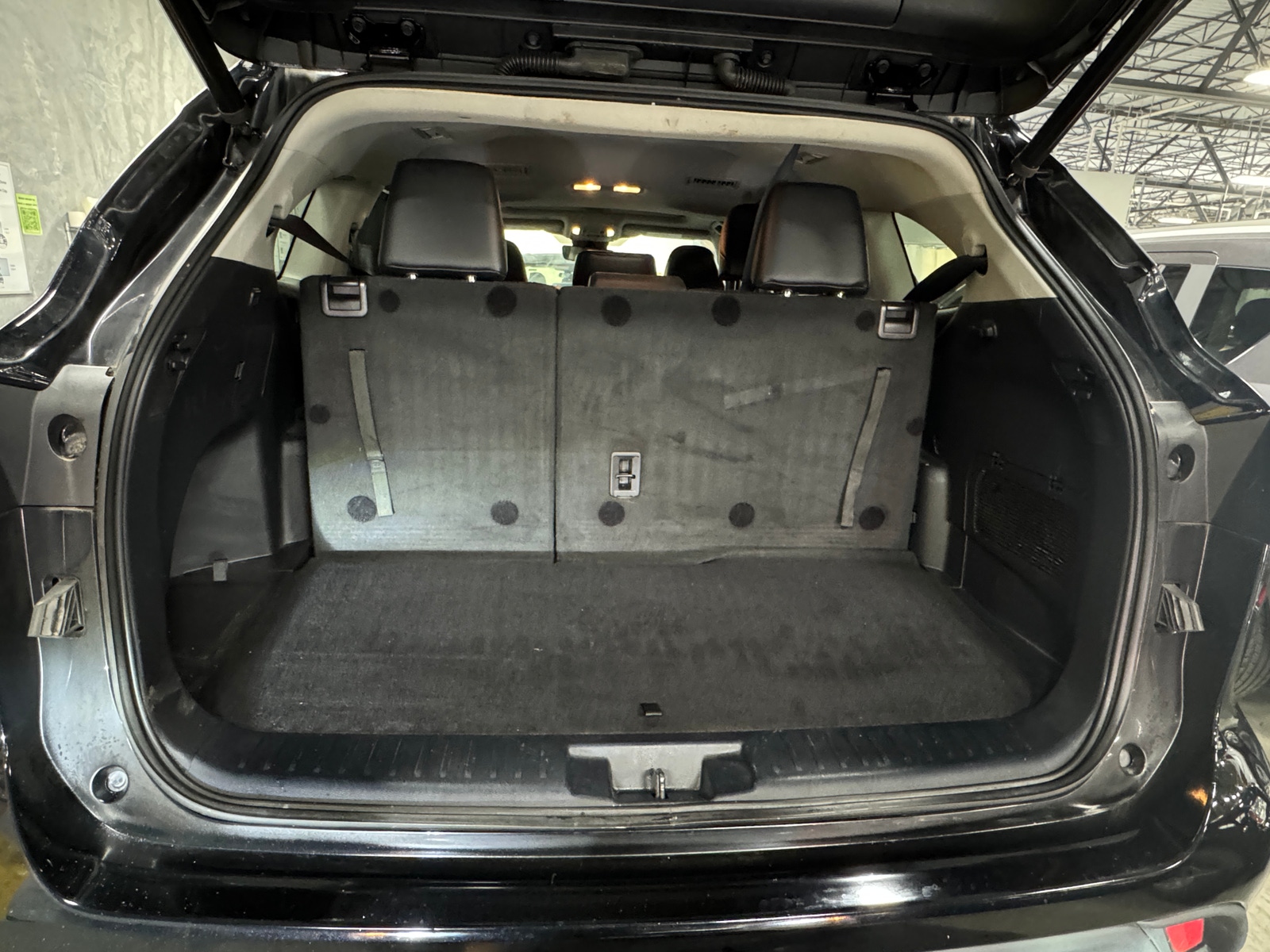Thumbnail: 2021 Toyota Highlander - 6