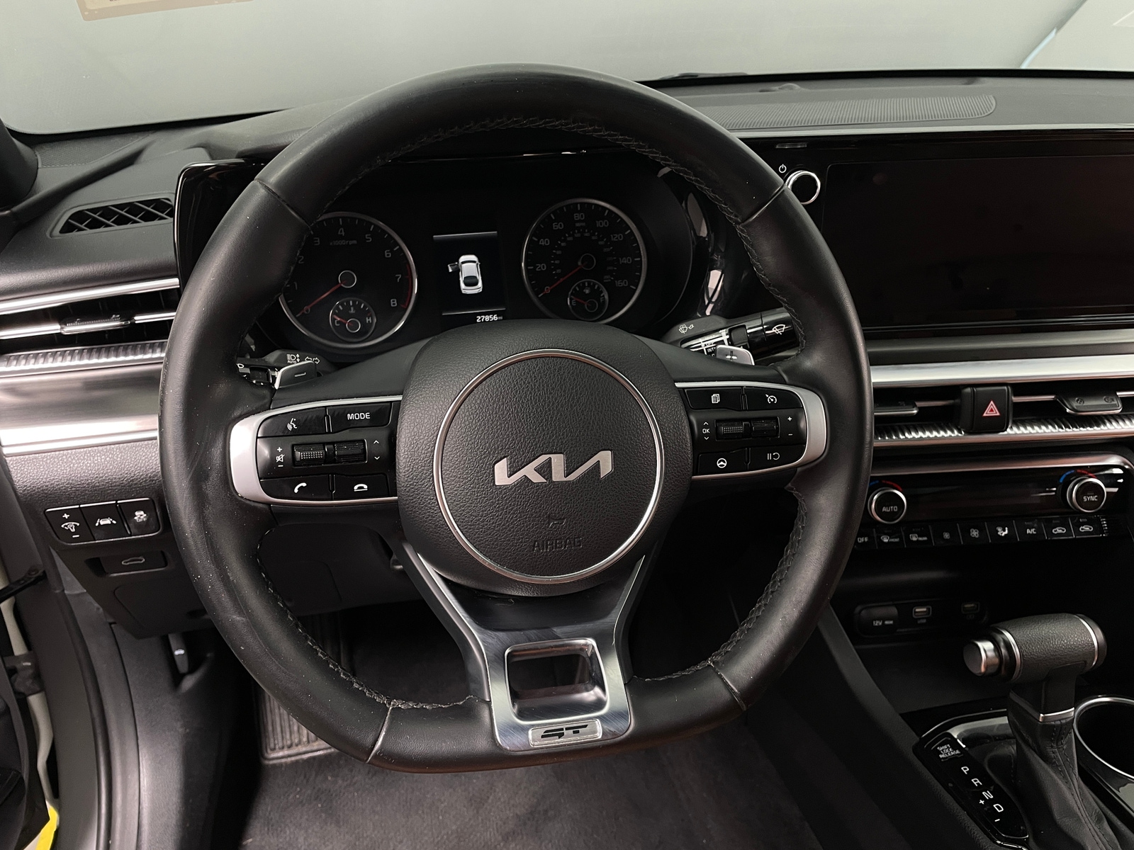 Thumbnail: 2023 Kia K5 - 4