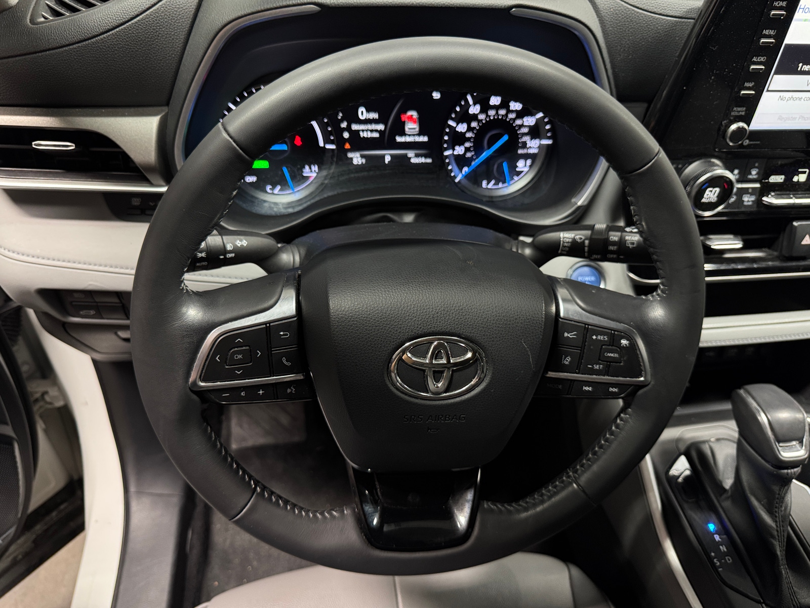 Thumbnail: 2020 Toyota Highlander - 4