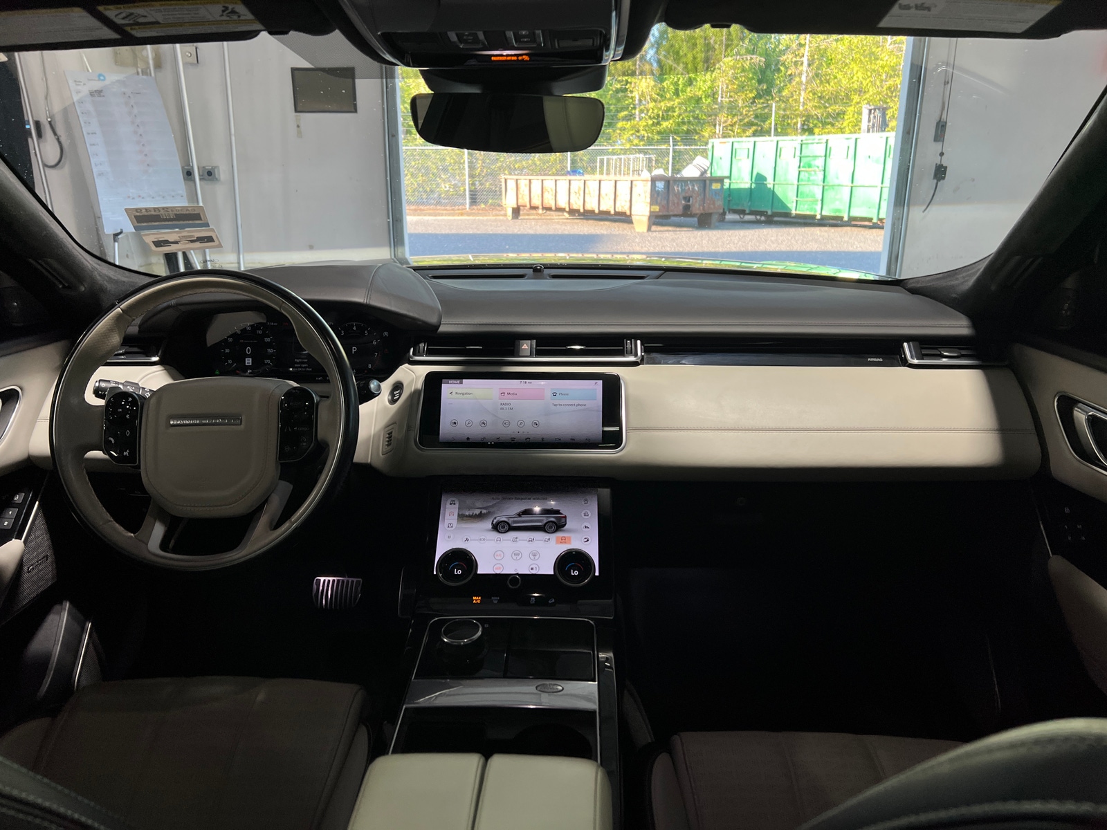 Thumbnail: 2018 Land Rover Range Rover Velar - 2