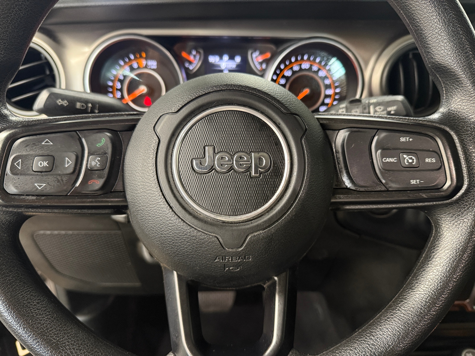 Thumbnail: 2020 Jeep Wrangler - 5