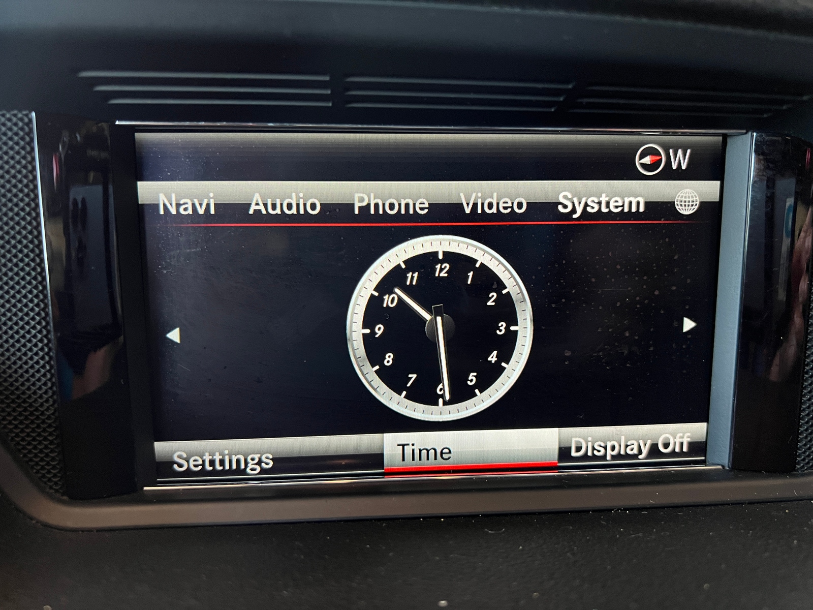 Thumbnail: 2013 Mercedes-Benz E-Class - 4
