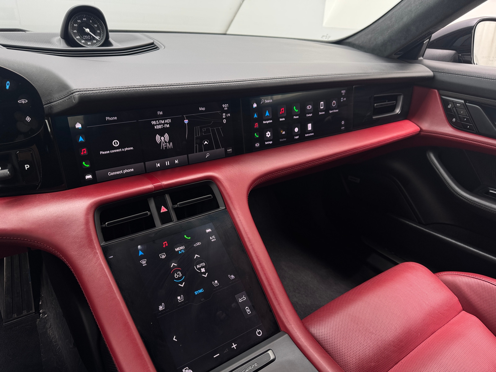 Thumbnail: 2020 Porsche Taycan - 4