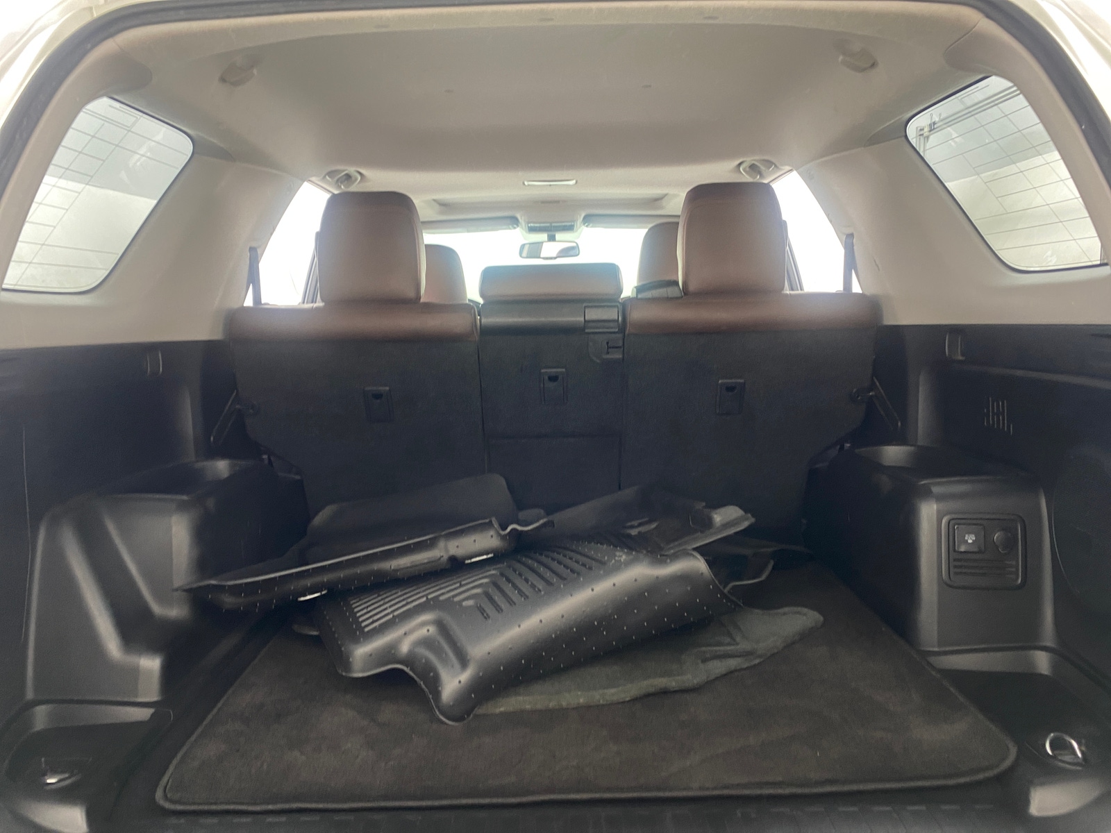 Thumbnail: 2015 Toyota 4Runner - 6