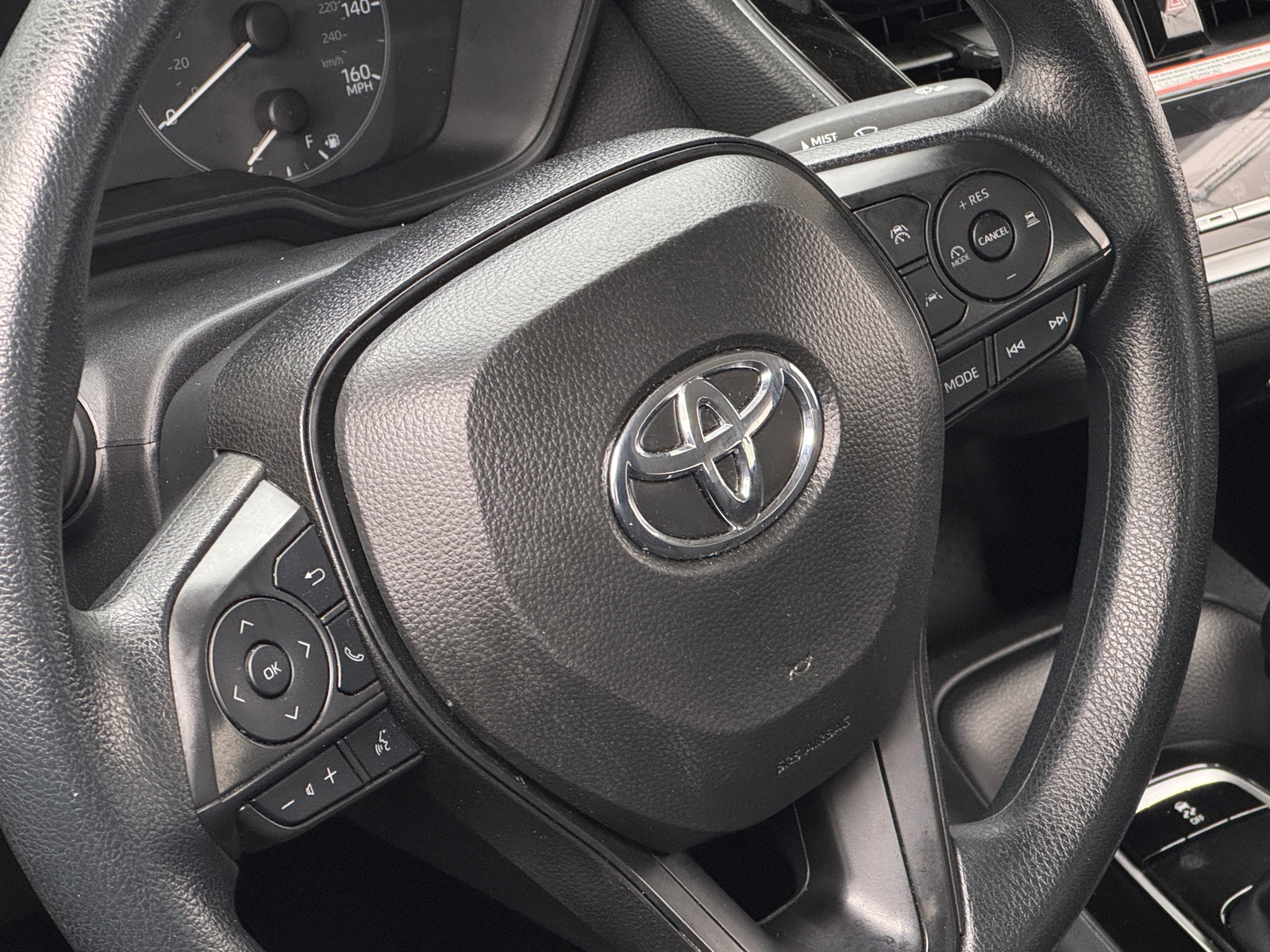 Thumbnail: 2025 Toyota Corolla - 5
