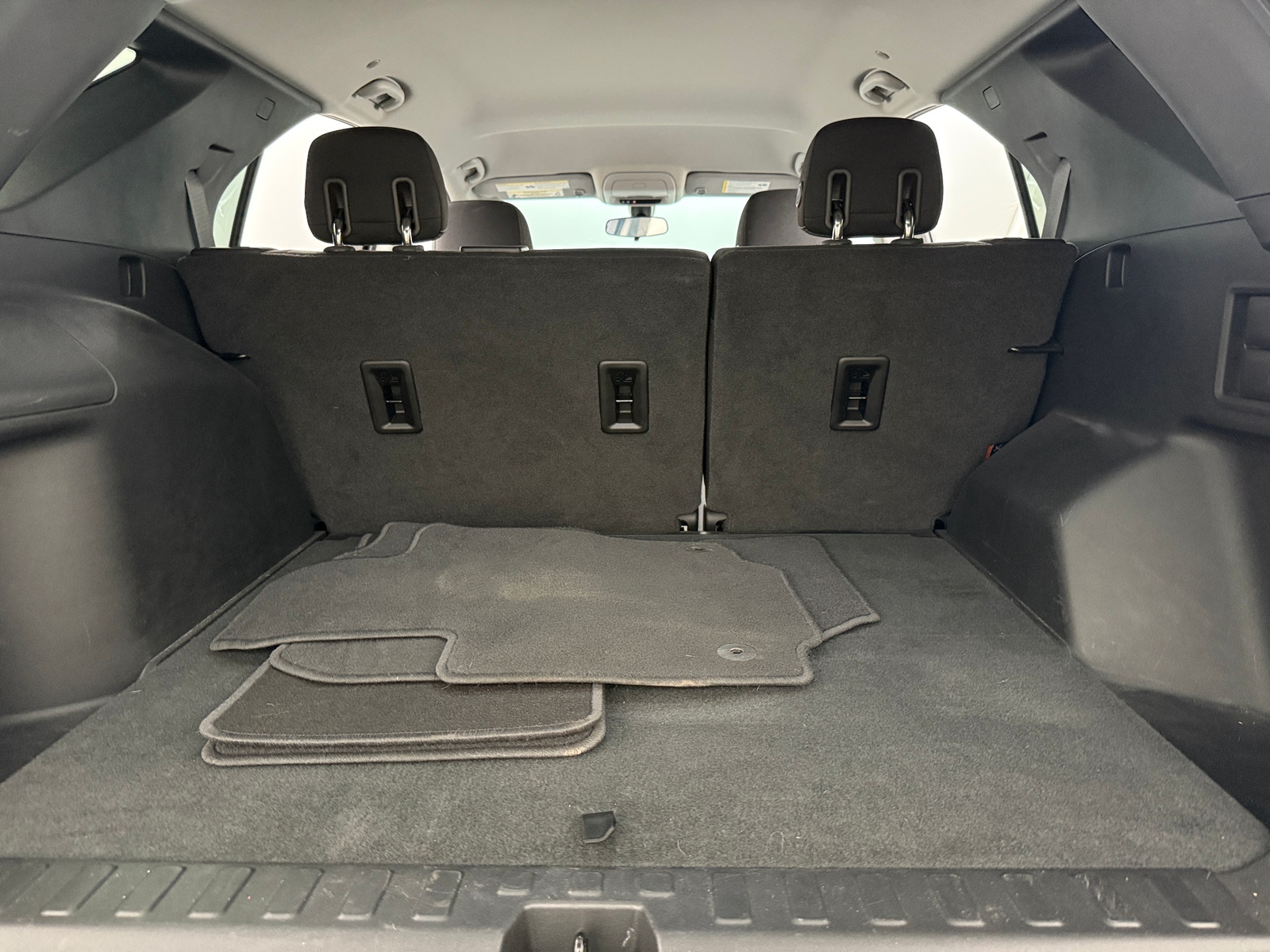 Thumbnail: 2019 Chevrolet Equinox - 7