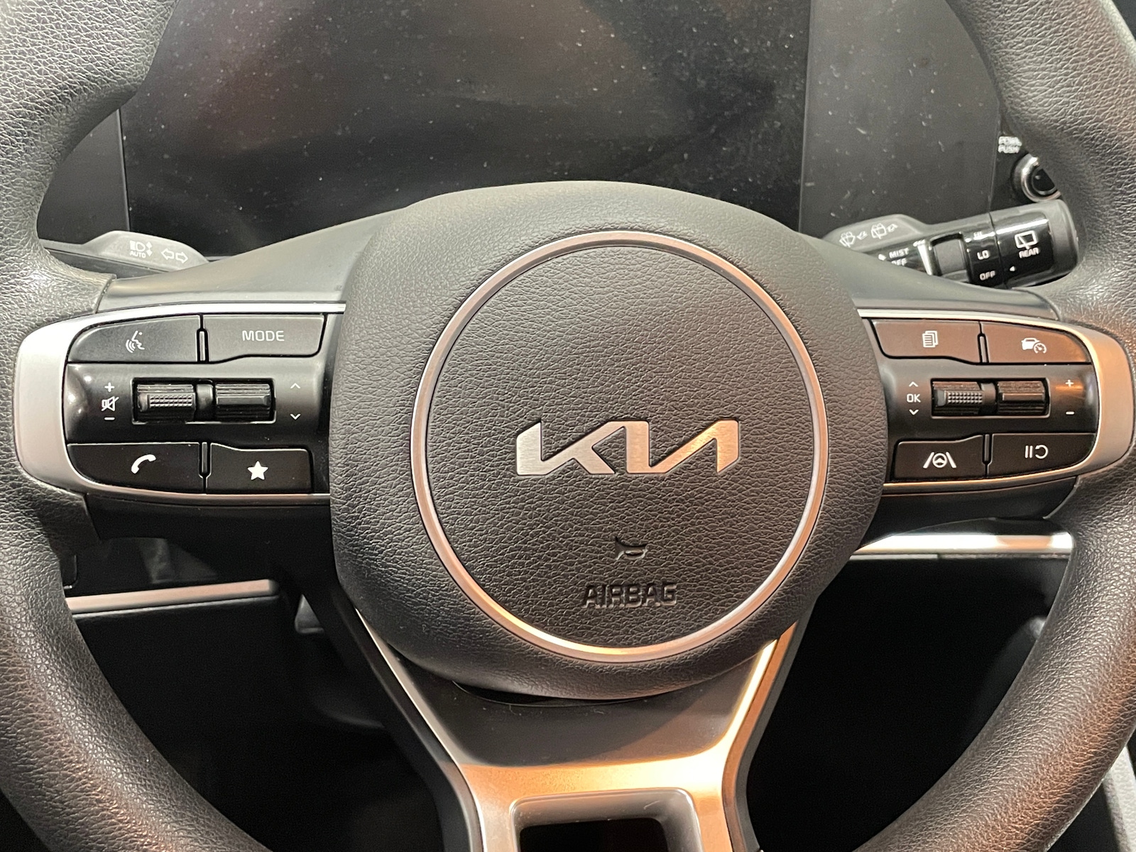 Thumbnail: 2023 Kia Sportage - 5