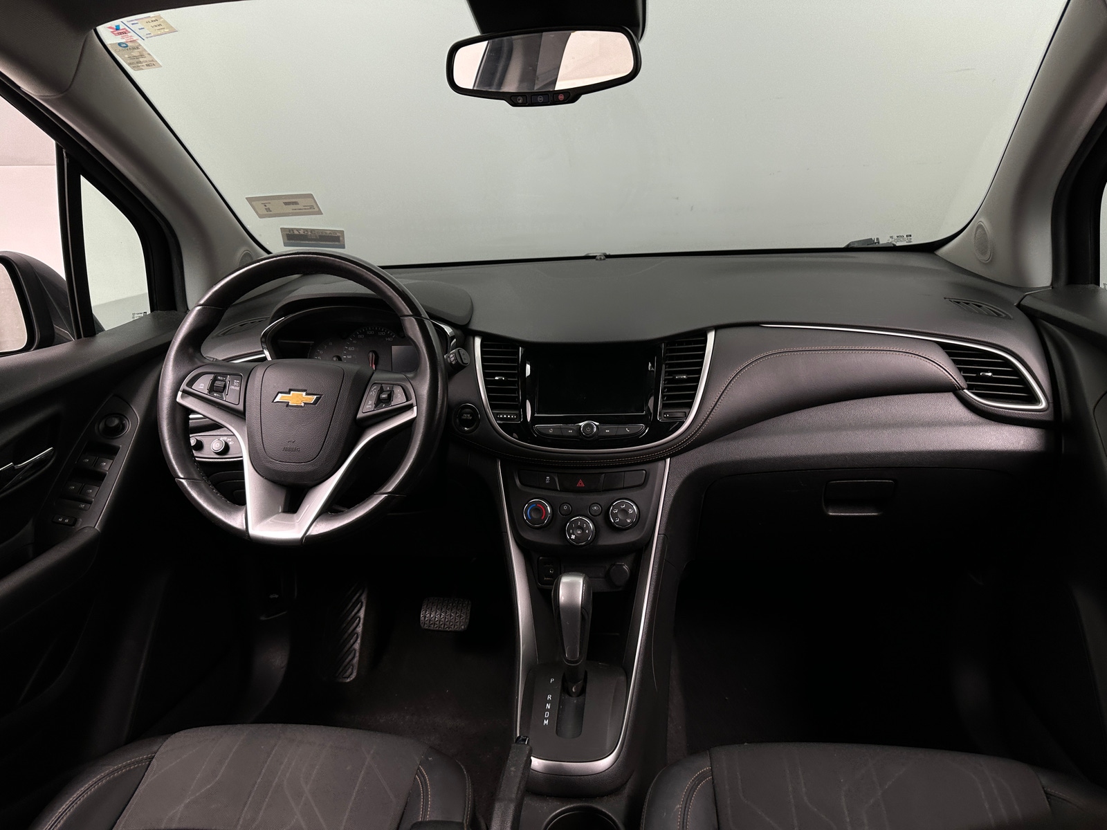 Thumbnail: 2018 Chevrolet Trax - 3