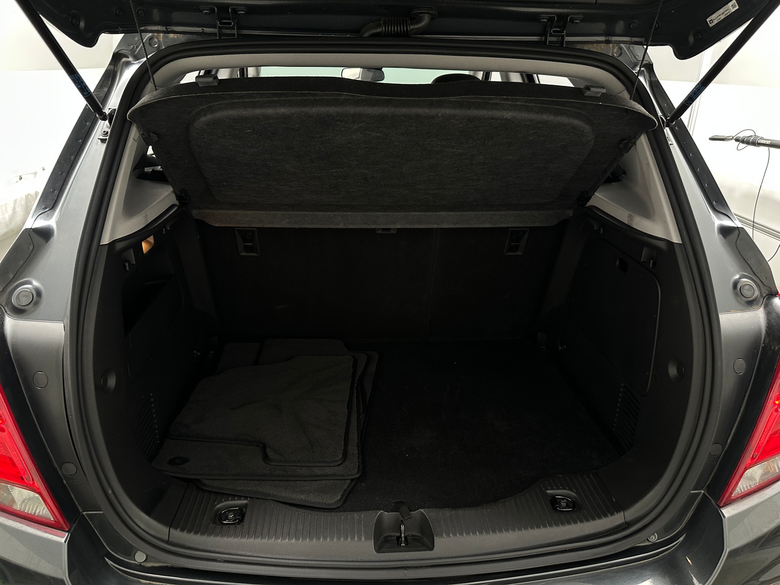 Thumbnail: 2018 Chevrolet Trax - 7