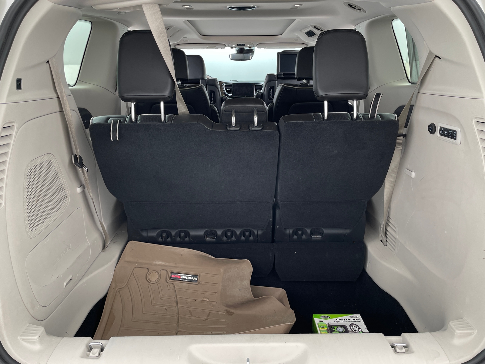 Thumbnail: 2021 Chrysler Pacifica - 6